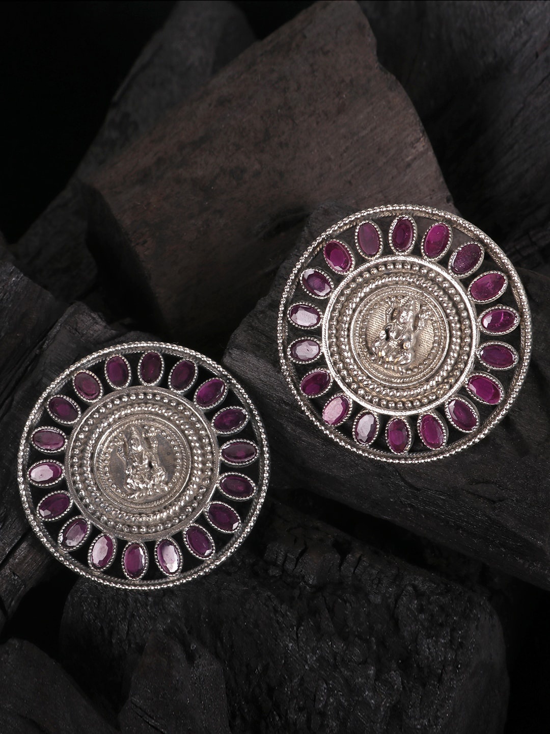 

JEWELS GEHNA Silver-Toned and Silver-Plated Oxidised Circular Studs Earrings