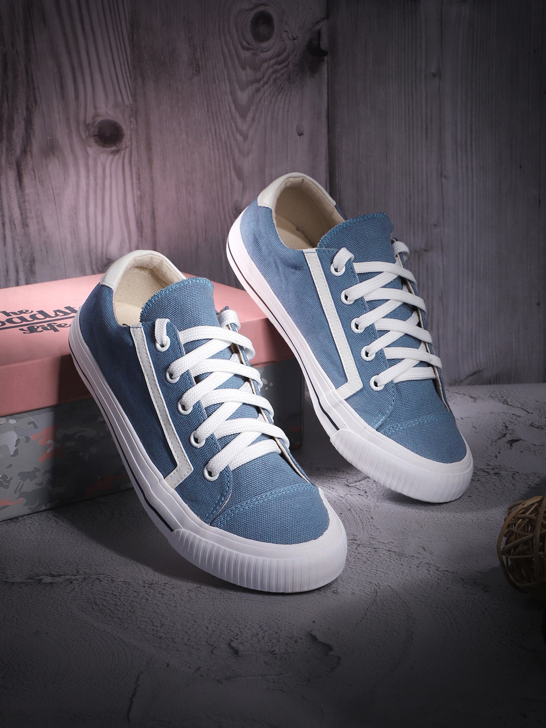 

The Roadster Life Co. Women Solid Sneakers, Blue