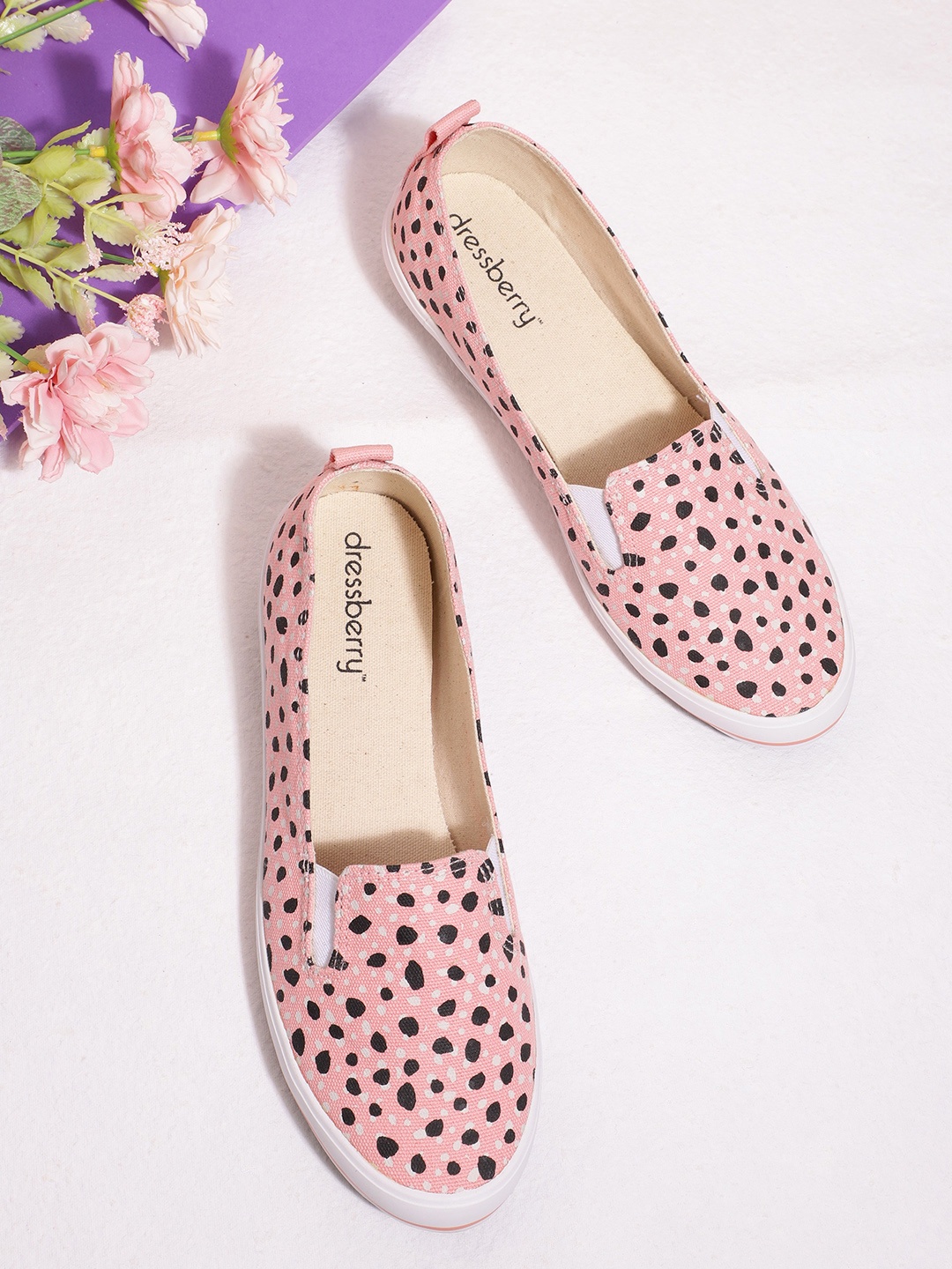 

DressBerry Women Pink & Black Printed Slip-On Sneakers