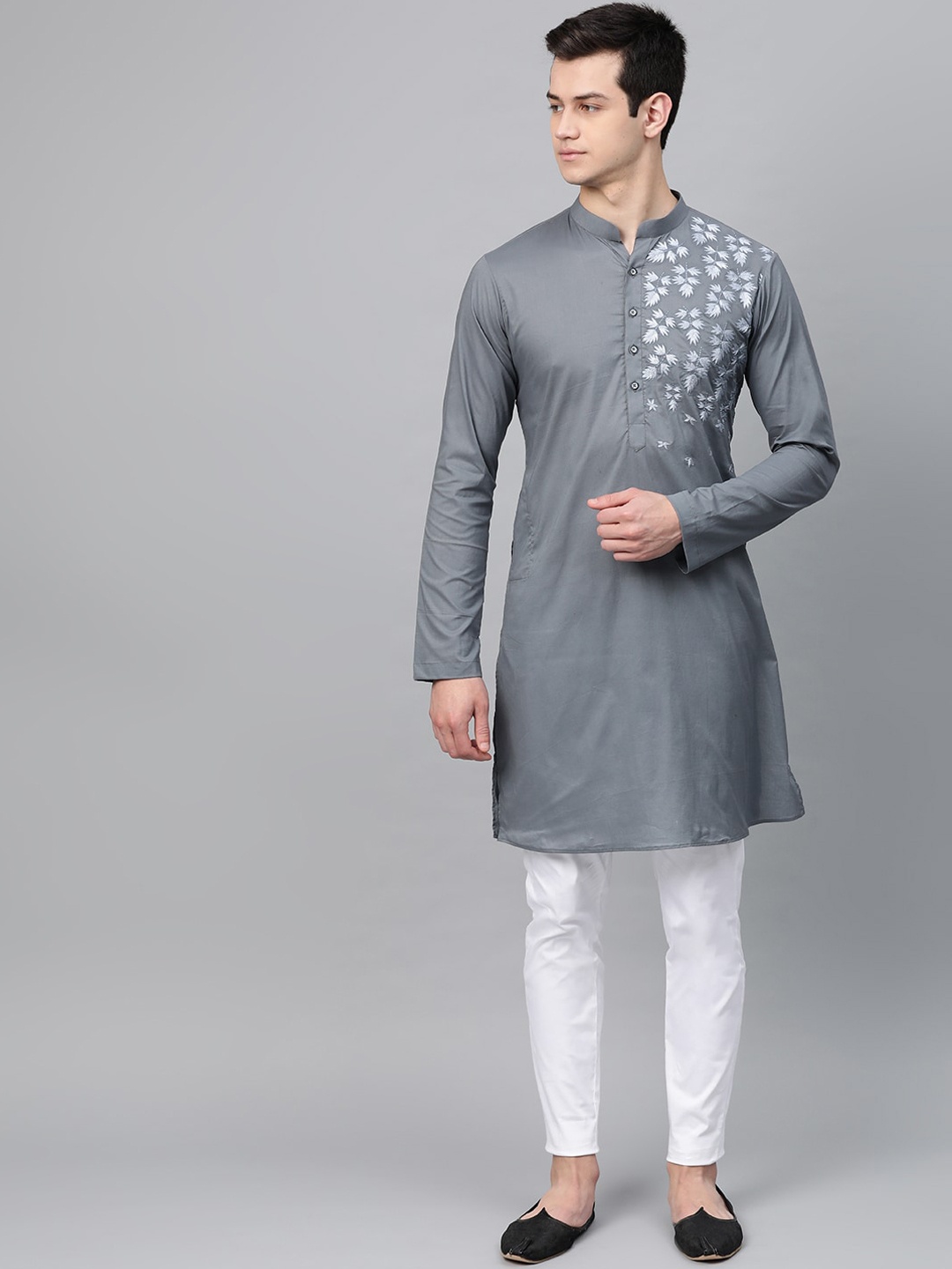 

See Designs Men Grey Embroidered Straight Kurta