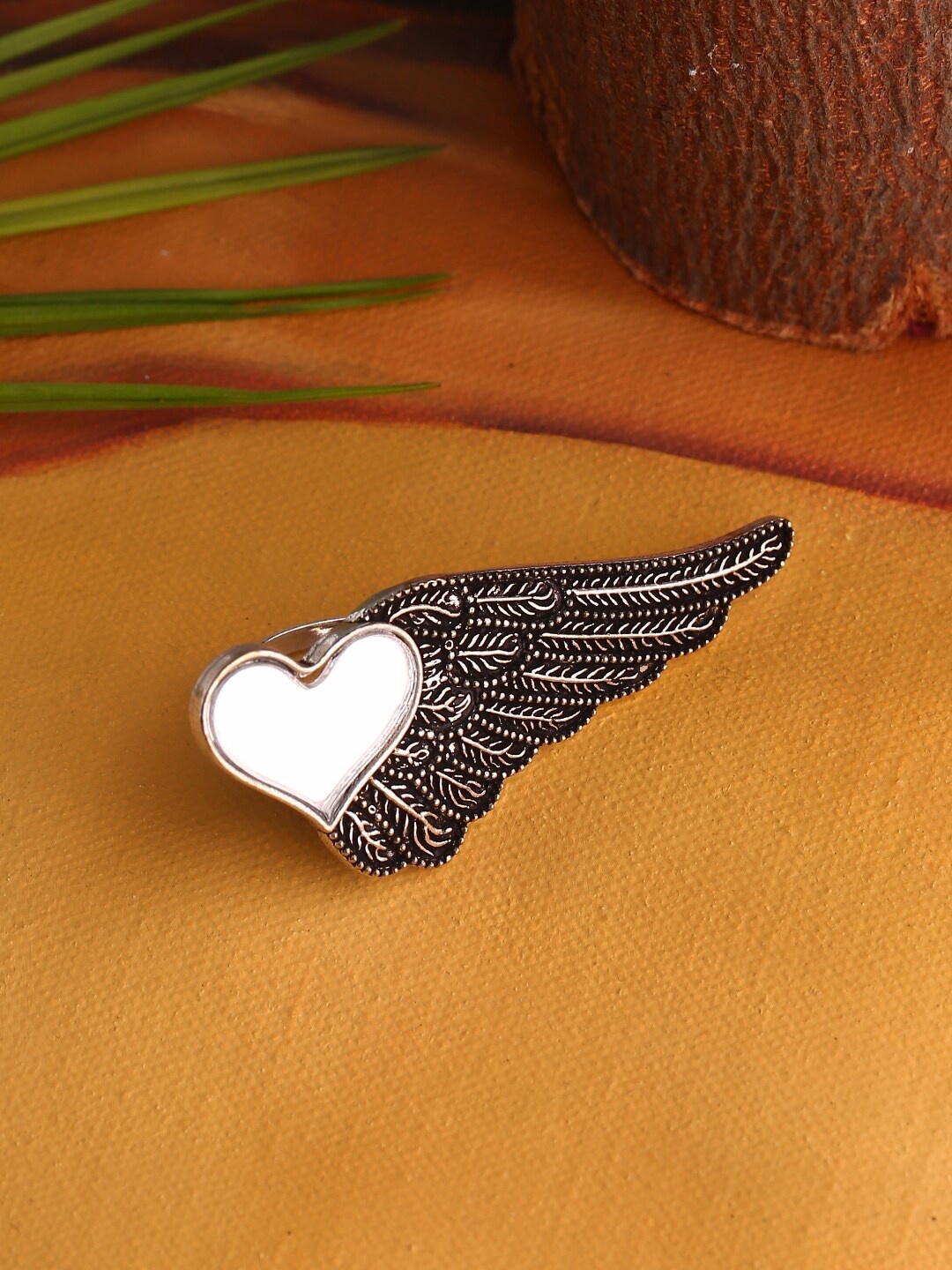 

Infuzze Women Oxidised Silver-Plated Mirror Finger Ring