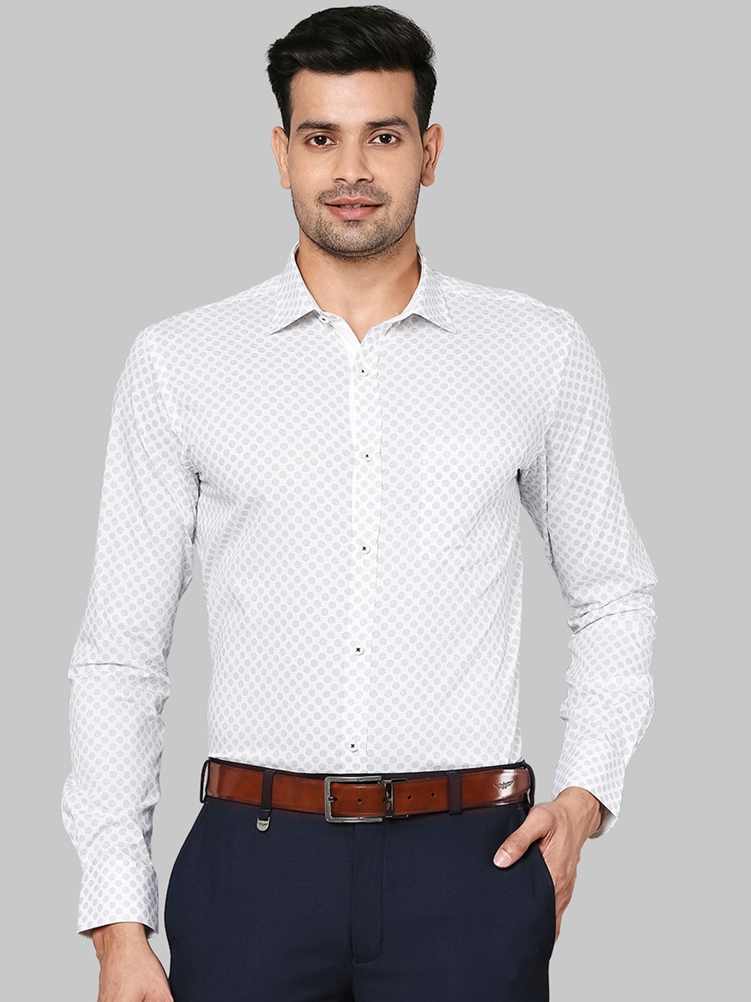 

Park Avenue Men White Slim Fit Opaque Printed Formal Shirt