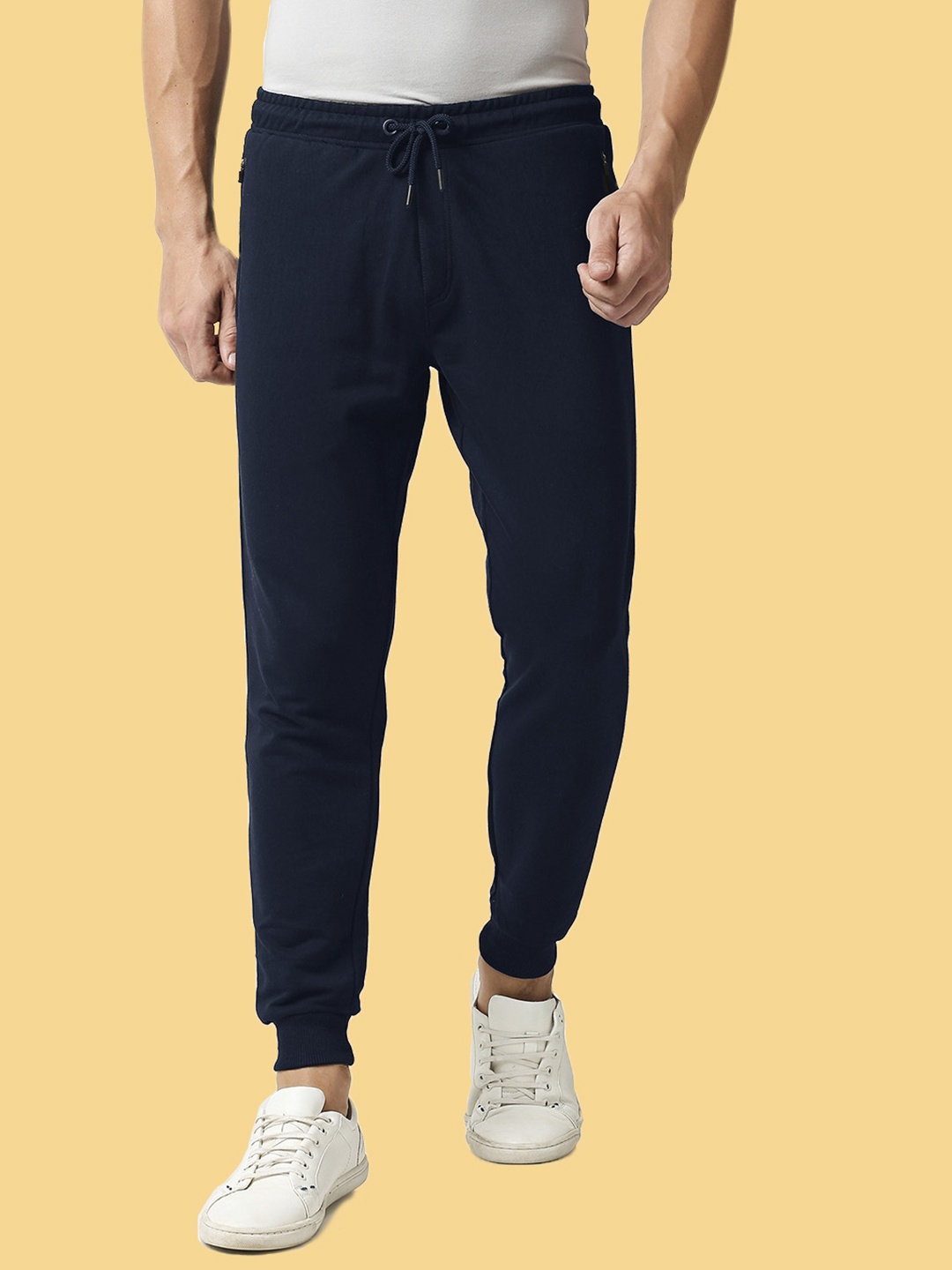 

Bewakoof Men Zipper Joggers, Navy blue