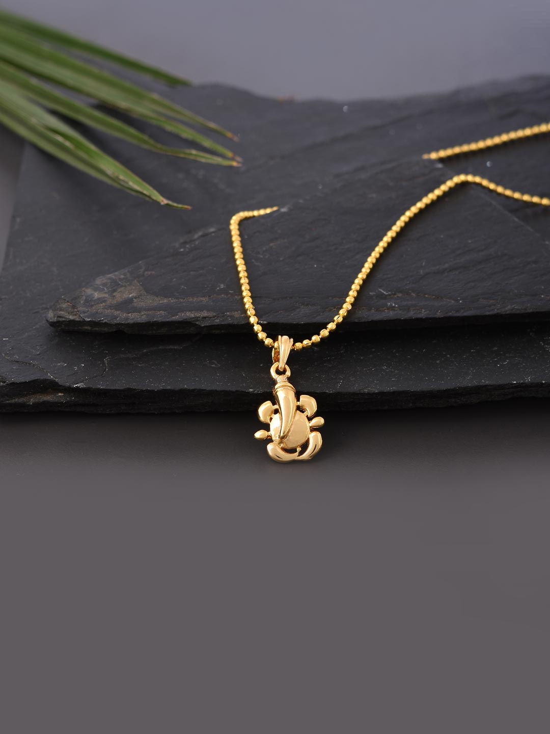 

Tistabene Men Gold-Toned Gold-Plated Lord Ganesha Pendant