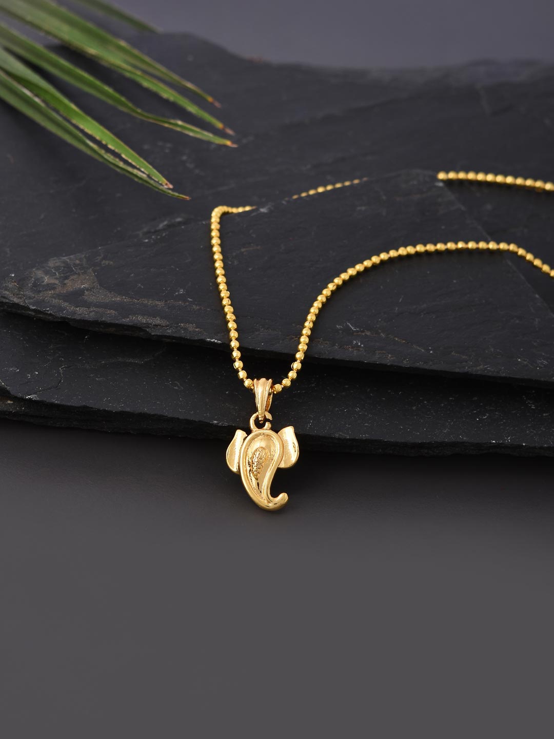 Tistabene Men Gold-Plated Ganpati Pendant