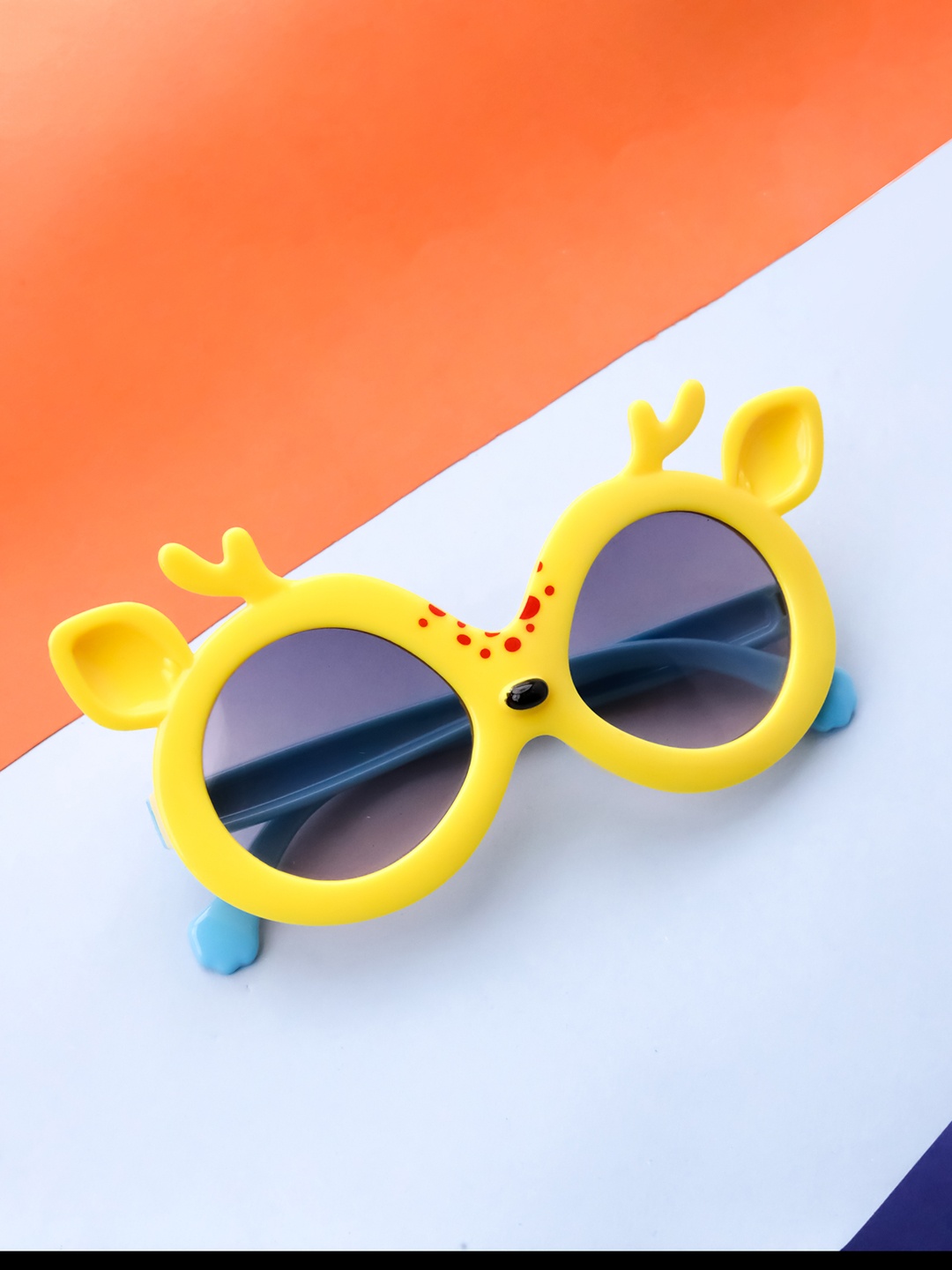 

Spiky Girls Yellow UV Protected Oval Sunglasses Z1535_YLW_BLUE-Yellow