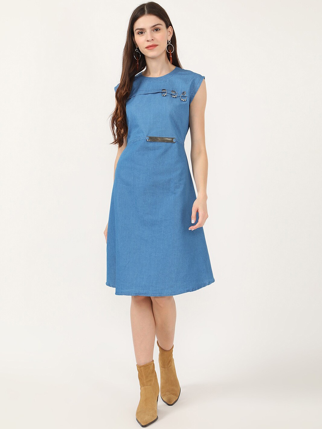 

V2 Value & Variety Blue Denim A-Line Dress