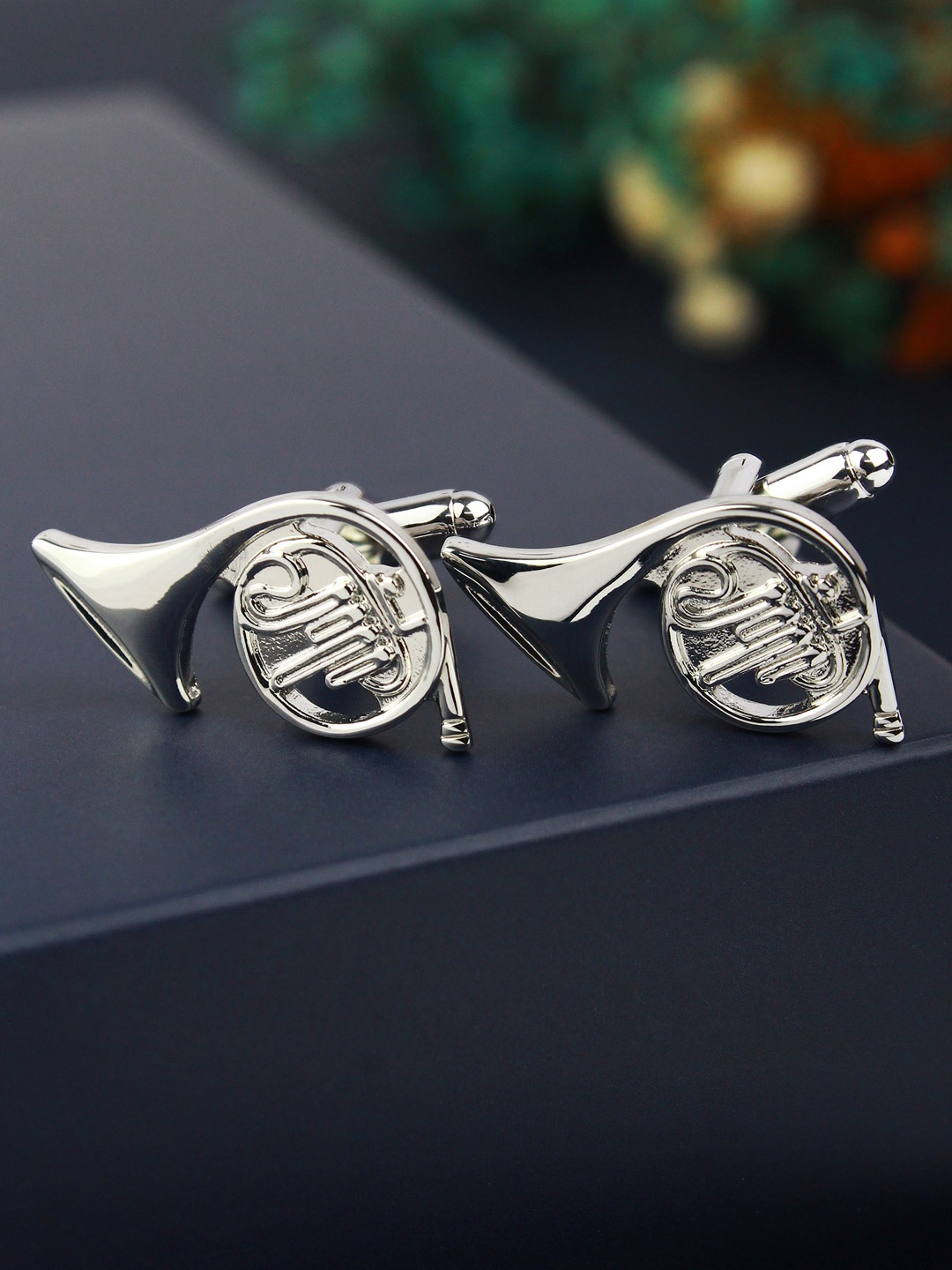 

PELUCHE Men The Subtle Trumpet Silver-Toned Quirky Cufflinks