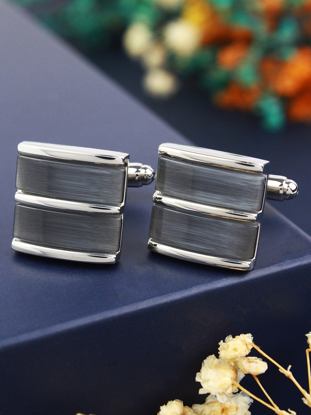 

PELUCHE Silver-Toned & Black Rectangle Cufflink