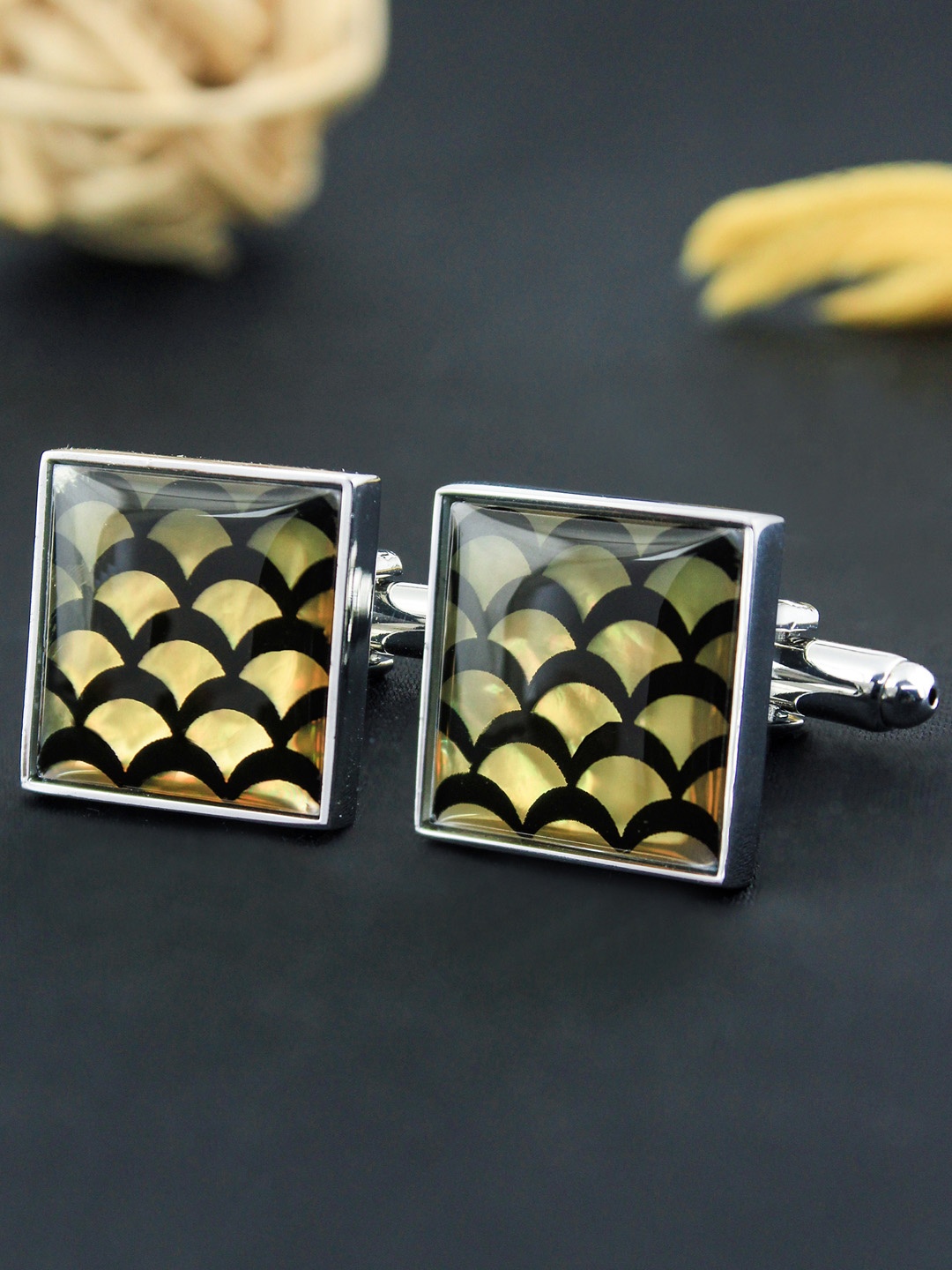 

PELUCHE Black & White Cufflinks