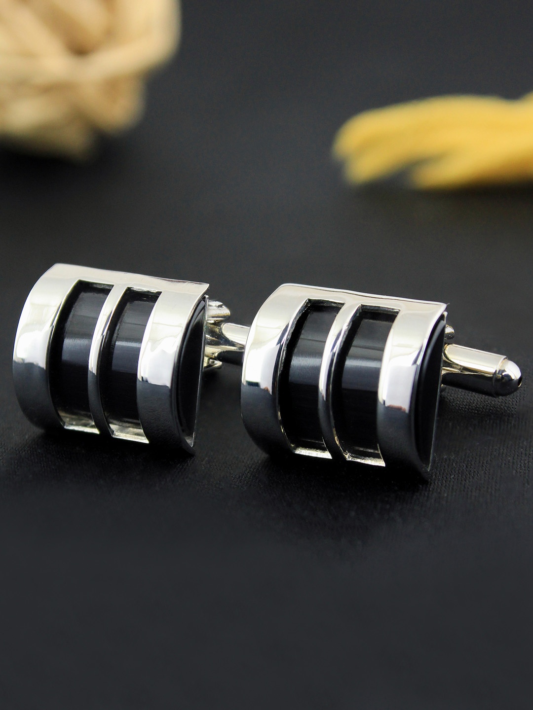 

PELUCHE Men Black Onyx Stone & Metal Play Cufflinks