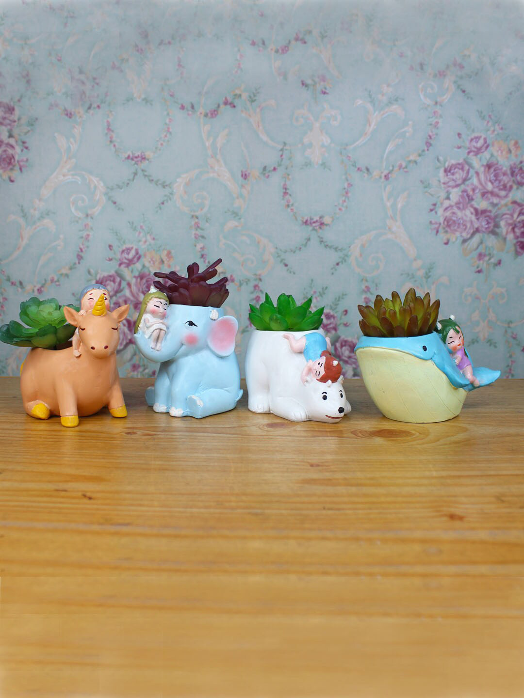 

Wonderland Set of 4 Animal Shape Succulent Planters, Blue