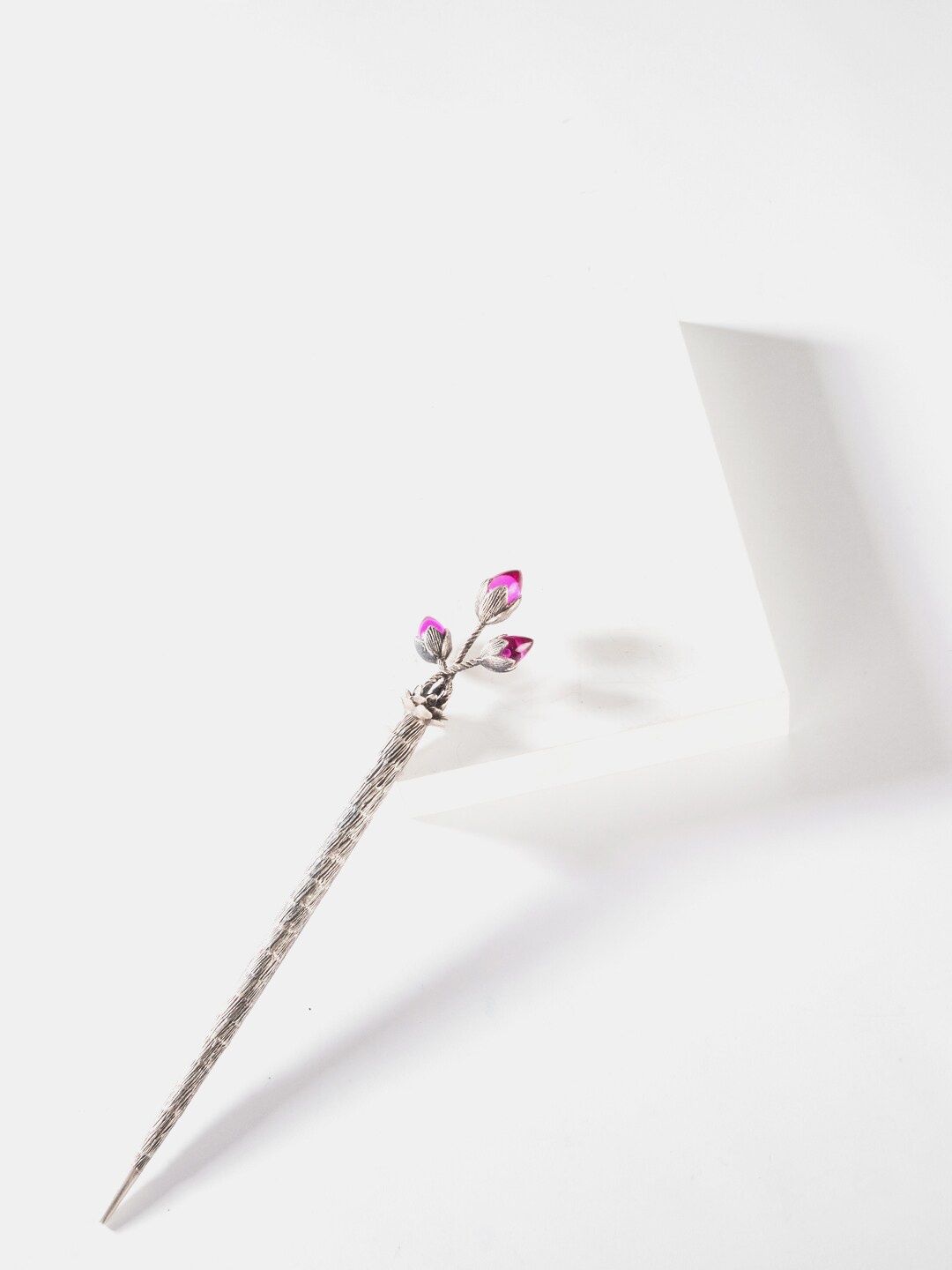 

SHAYA Women Silver-Toned & Pink Stone Embellished Hairstick