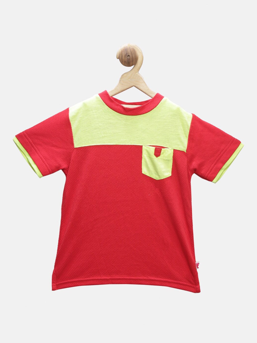 

First Kick Boys Red Colourblocked Pockets T-shirt