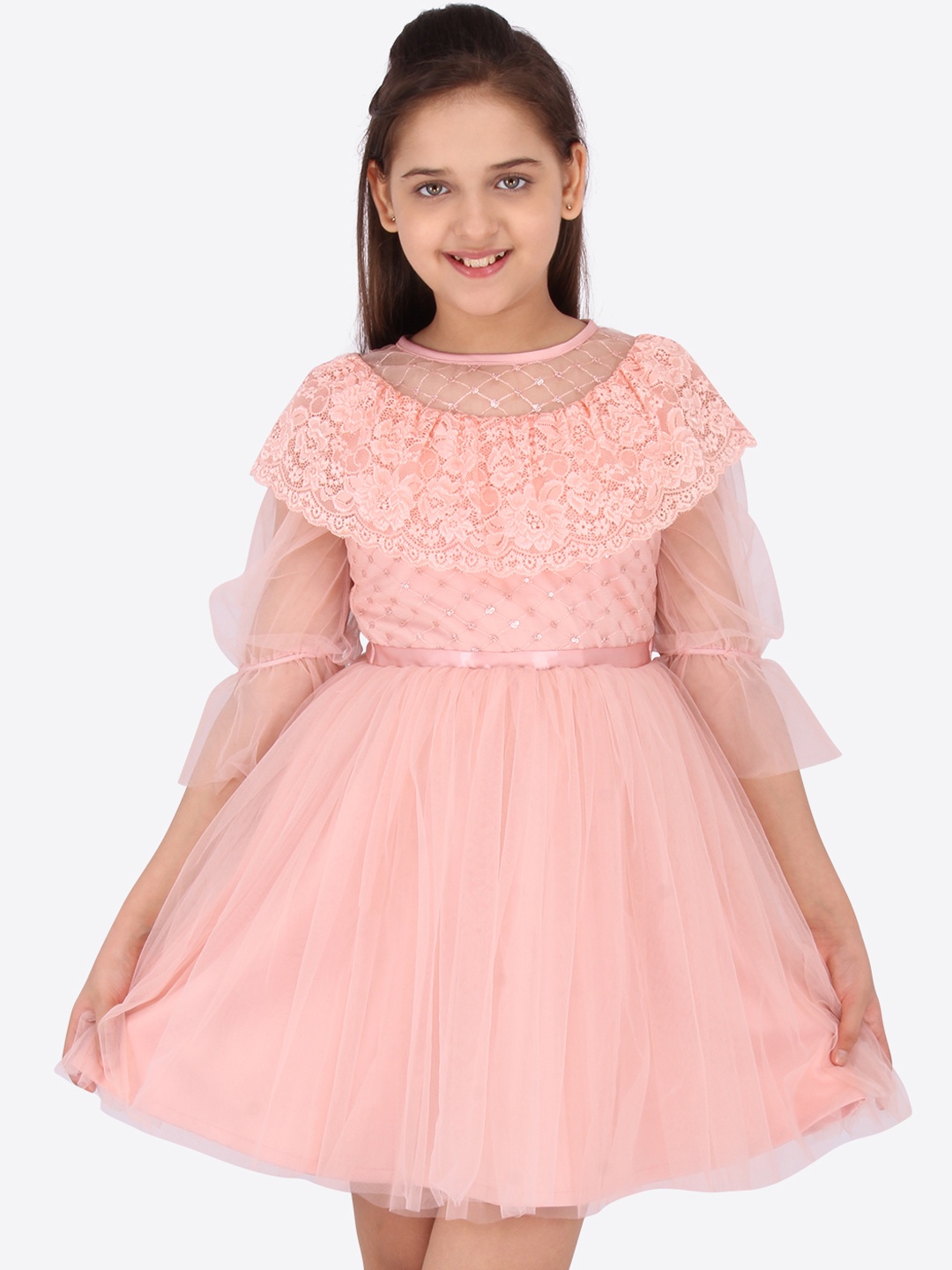 

CUTECUMBER Peach-Coloured Lace Dress