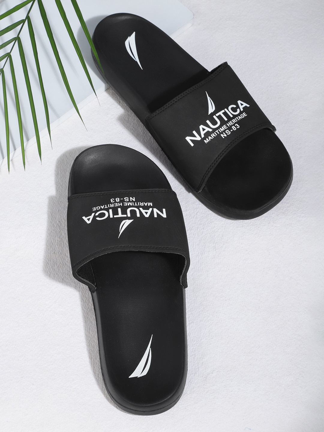 

Nautica Men Black & White Brand Logo Printed Sliders