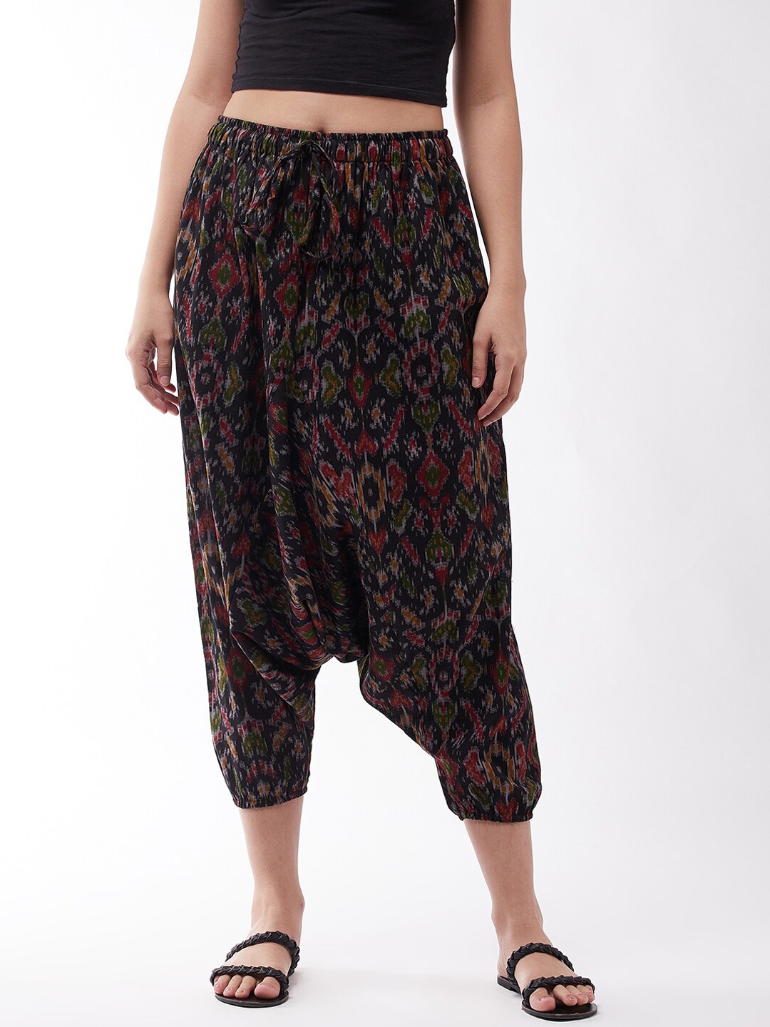 

InWeave Women Black & Red Ikkat Printed Harem Pants