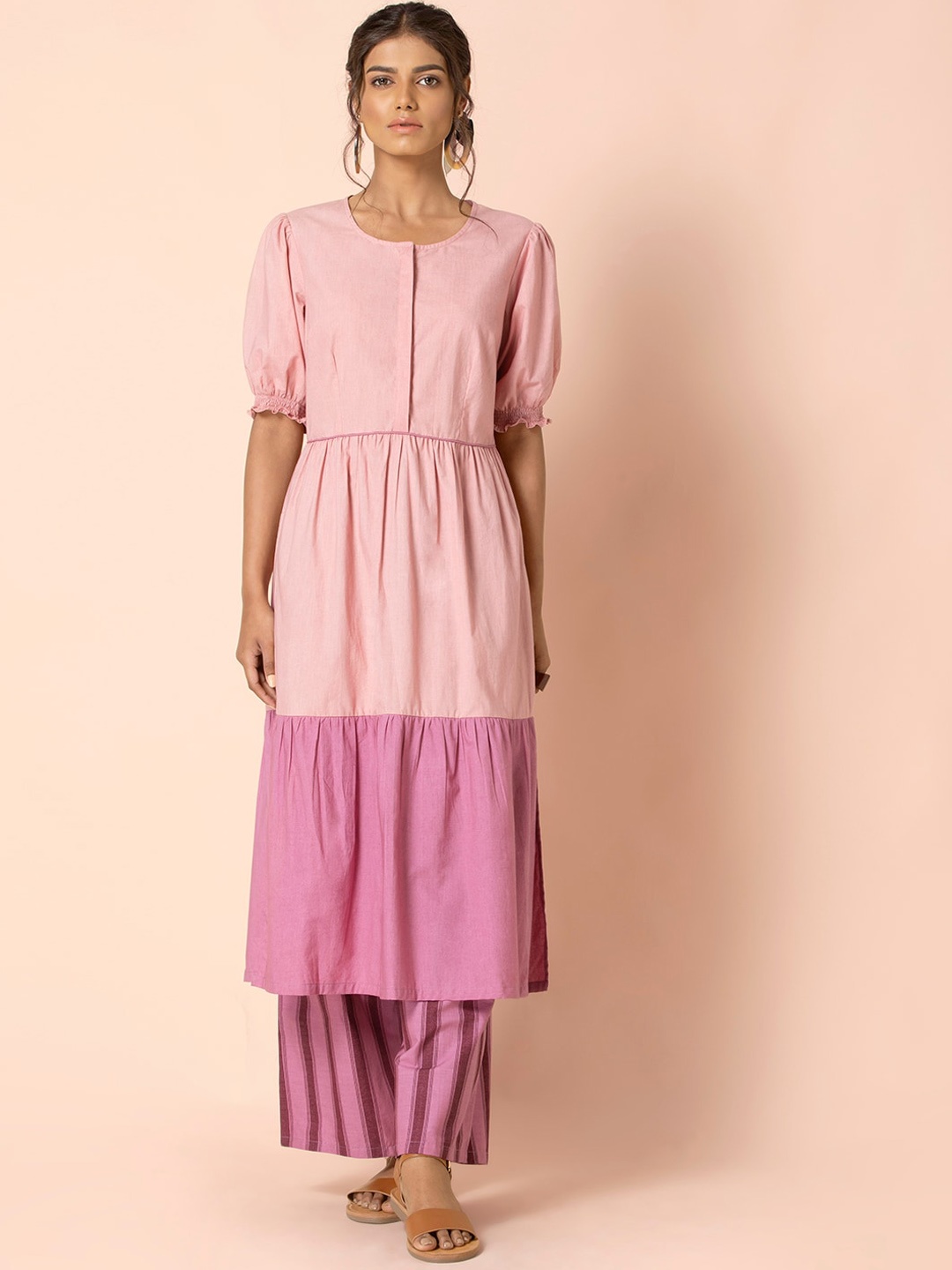 

Earthen BY INDYA Blush Colorblock Tunic and Striped Pants Set, Pink