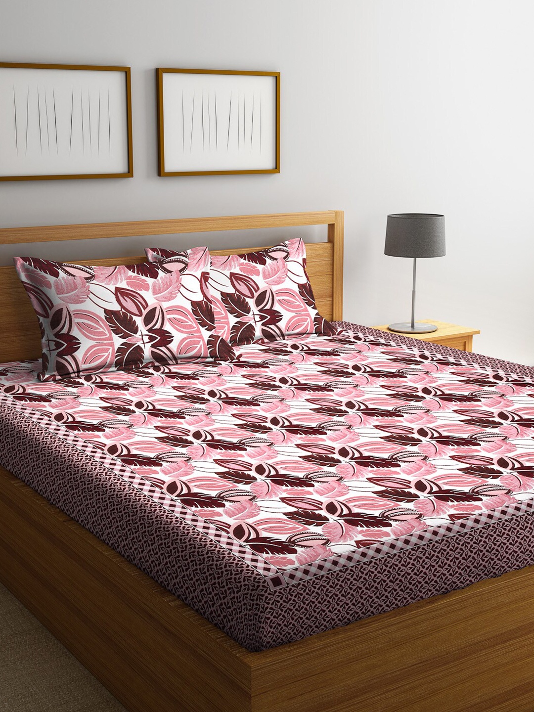 

Arrabi Pink & White Floral 300 TC King Bedsheet with 2 Pillow Covers