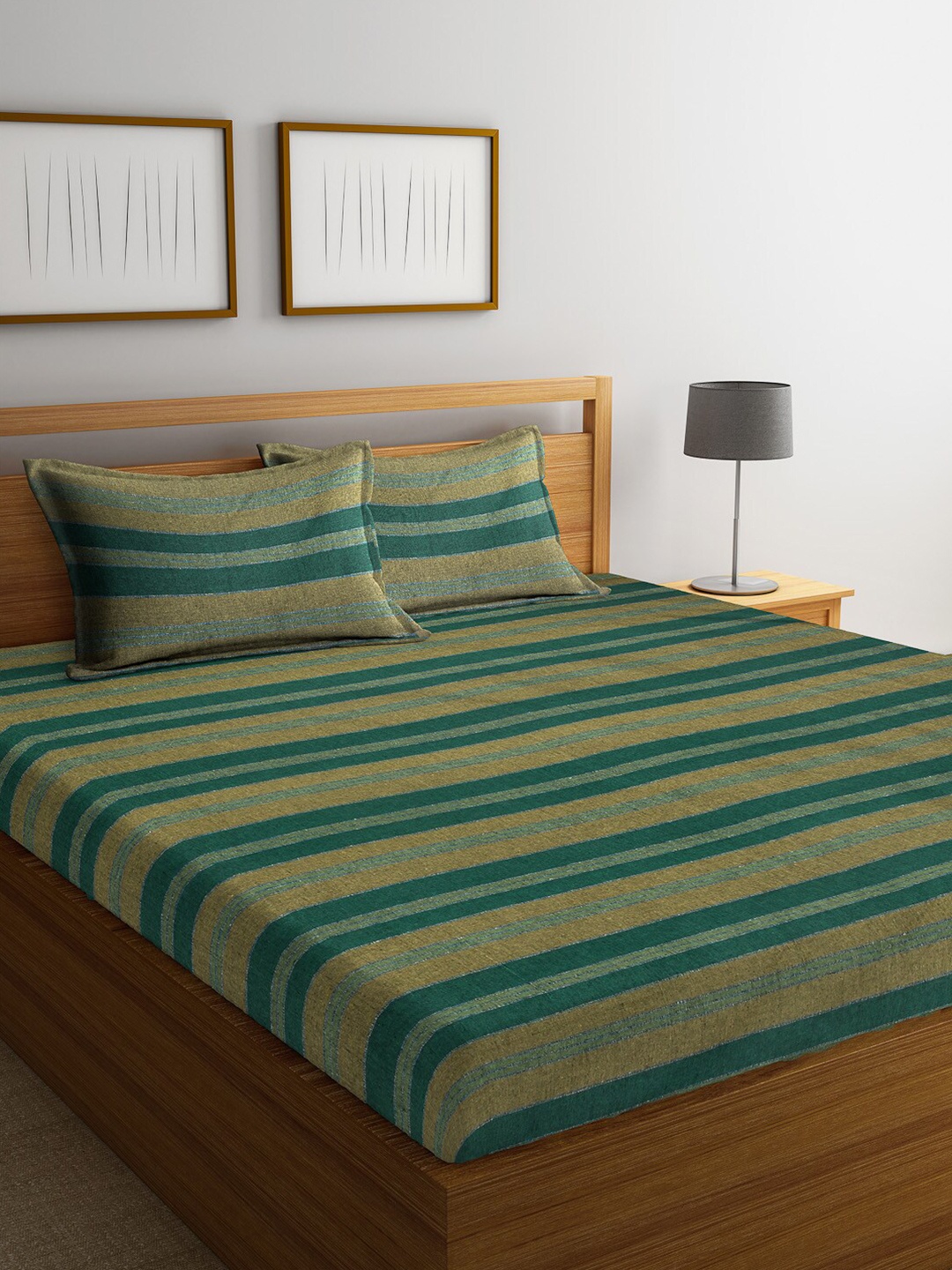 

Arrabi Green & Brown Striped 300 TC Super King Bedsheet with 2 Pillow Covers