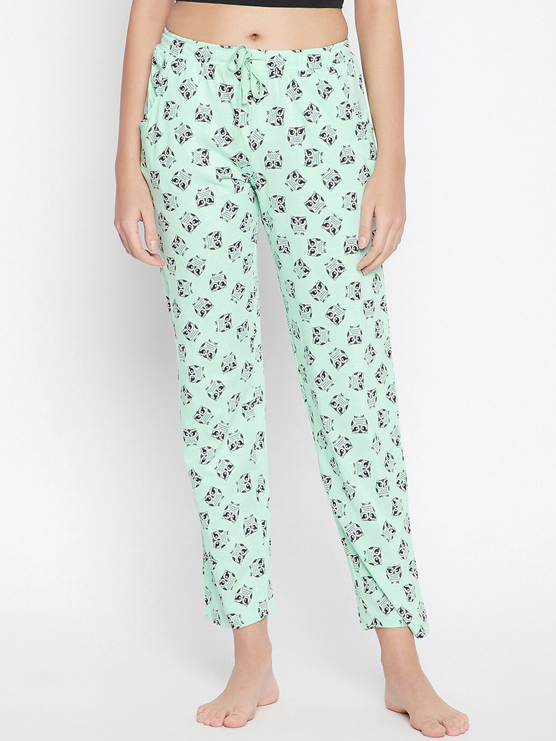 

Clovia Women Green & Black Printed Cotton Lounge Pants