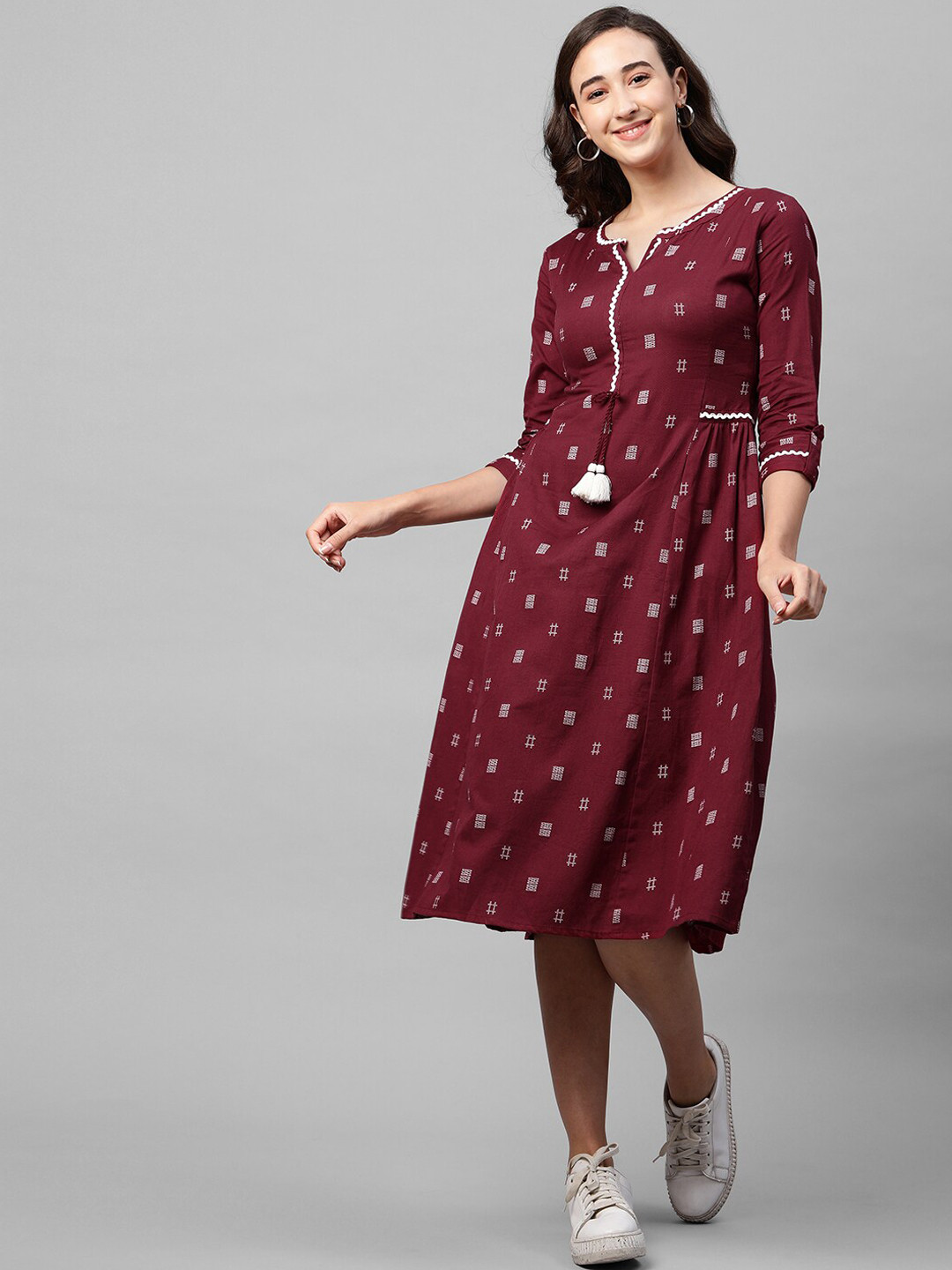 

FASHOR Maroon & White Geometric Khari Printed A-line Dress with 2-Ply Mask