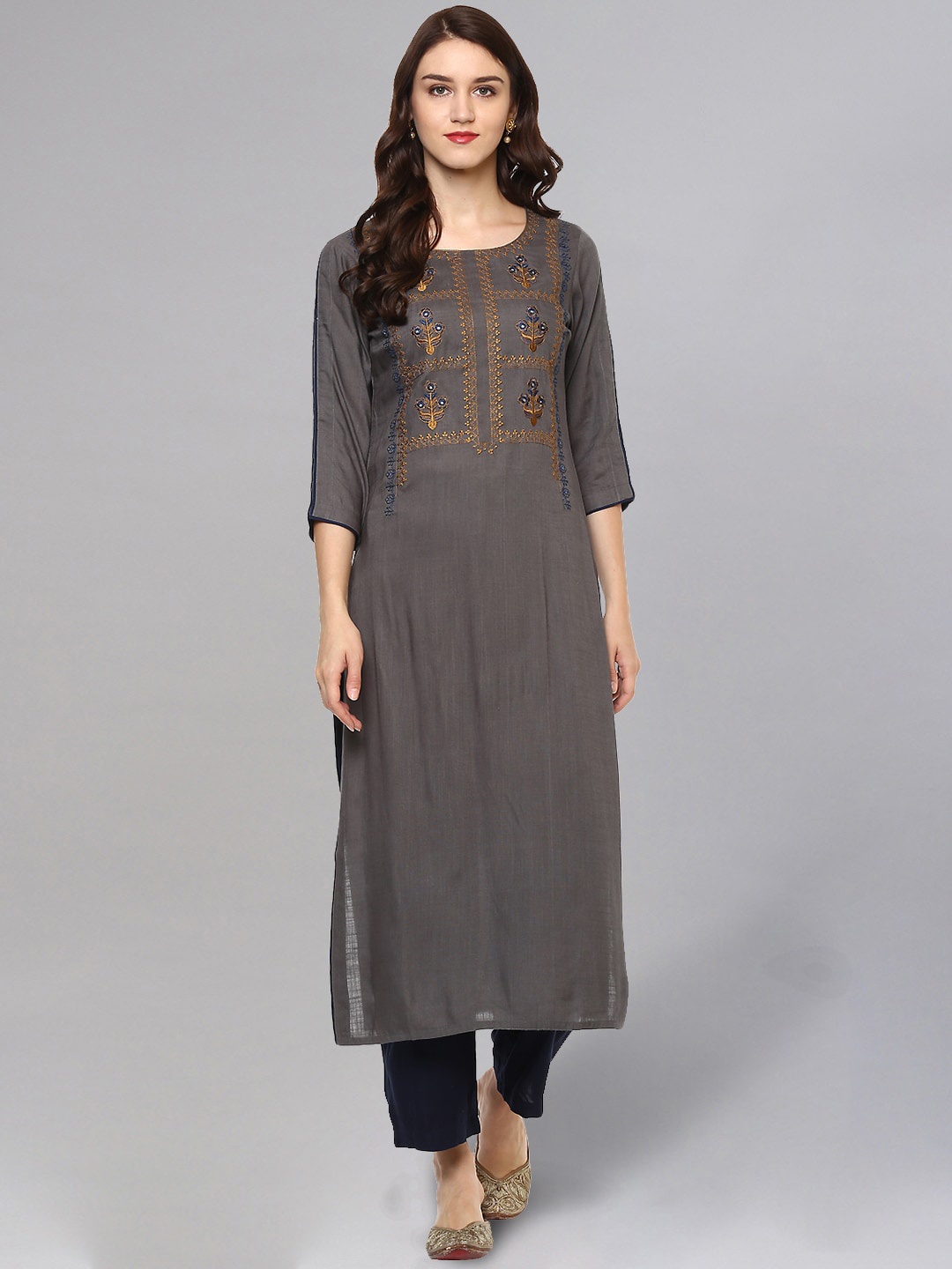 

Idalia Women Grey & Gold-Coloured Ethnic Motifs Yoke Design Thread Work Kurta