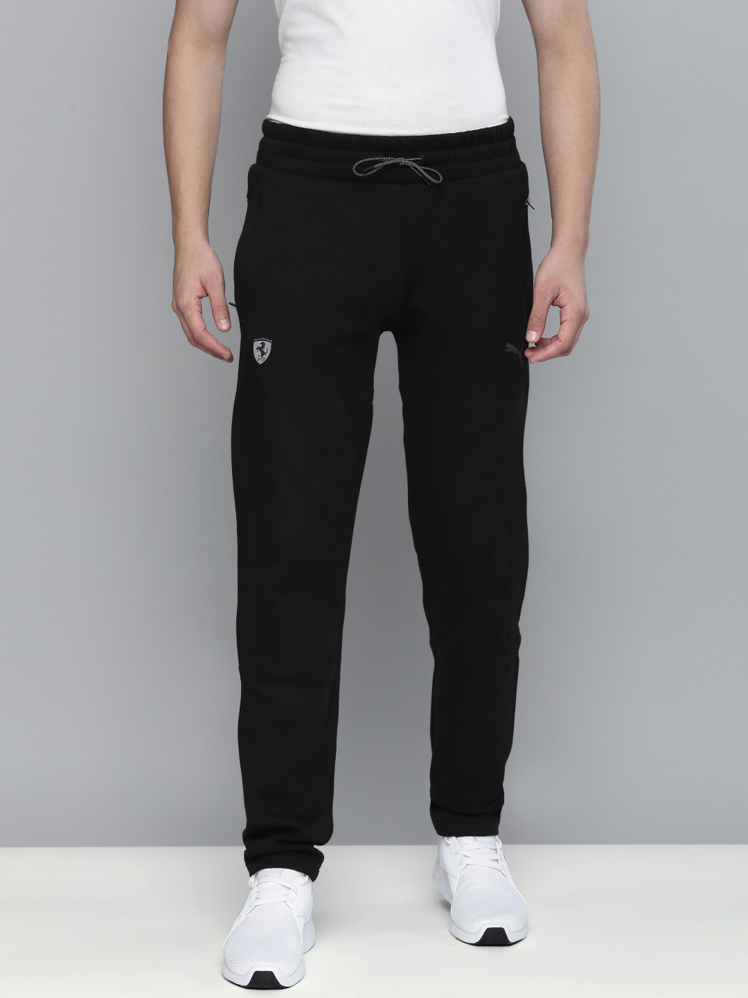 

PUMA Motorsport Men Black Solid Slim Fit Ferrari Style Knitted Motorsports Track Pants