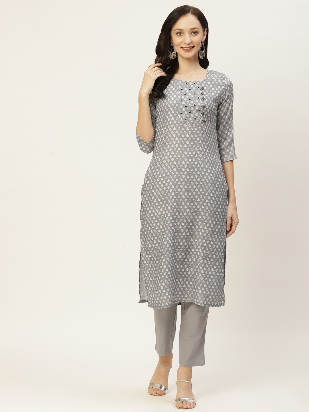 

Saanjh Women Grey & Off White Ethnic Motifs Yoke Design Kurta