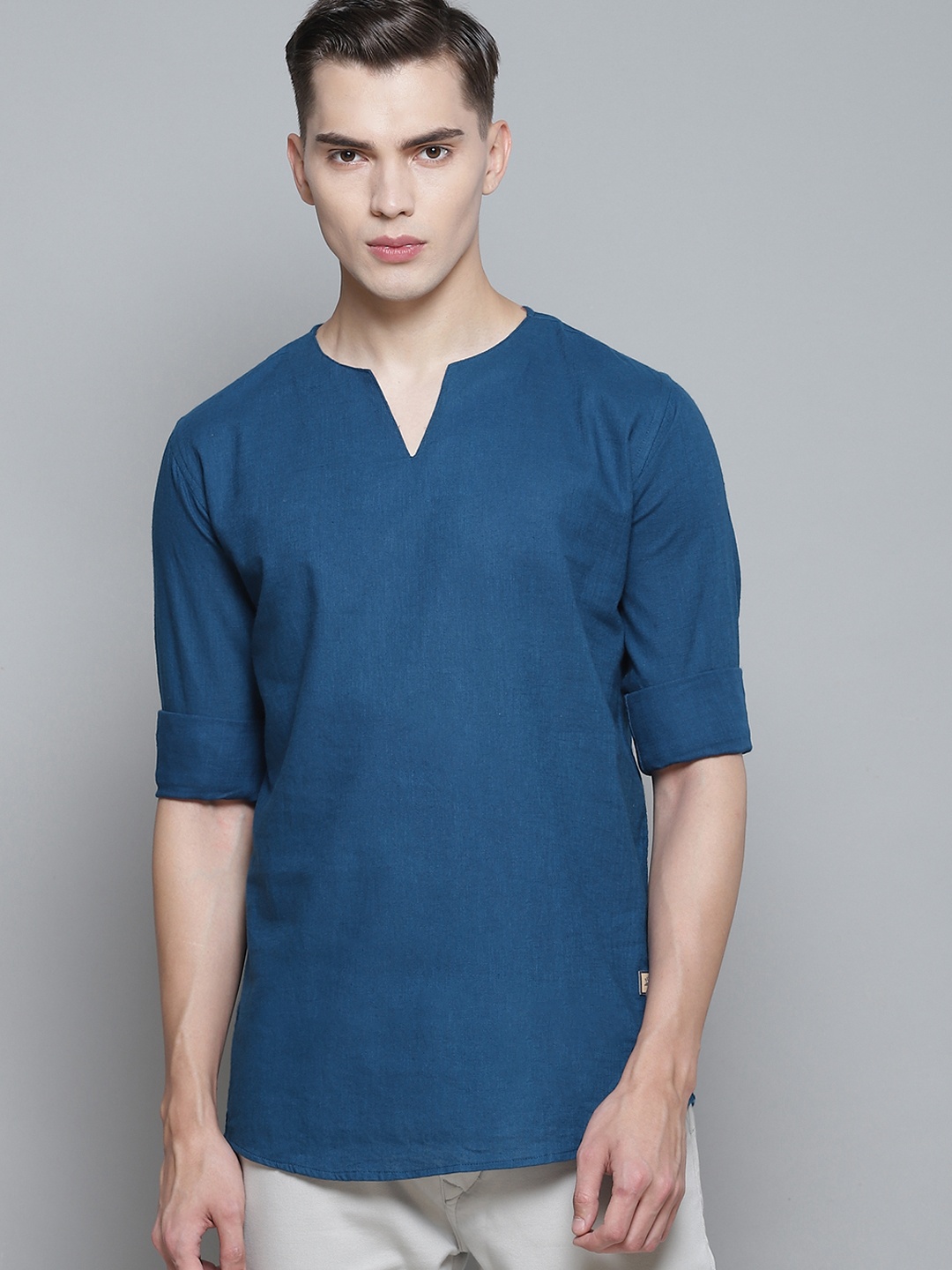 

DENNISON Men Blue Comfort Slim Fit Short Kurta