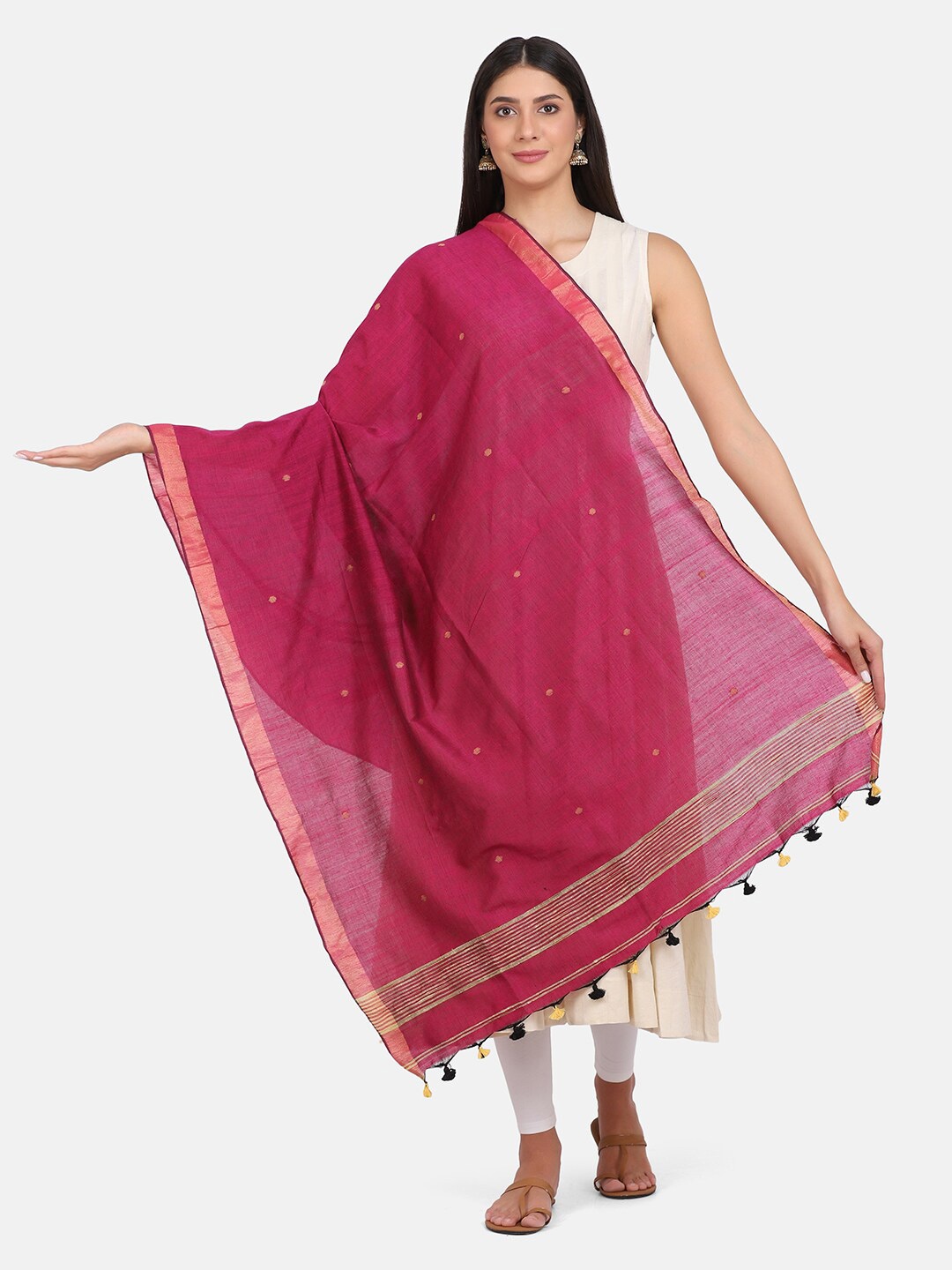 

THE WEAVE TRAVELLER Women Magenta Woven Design