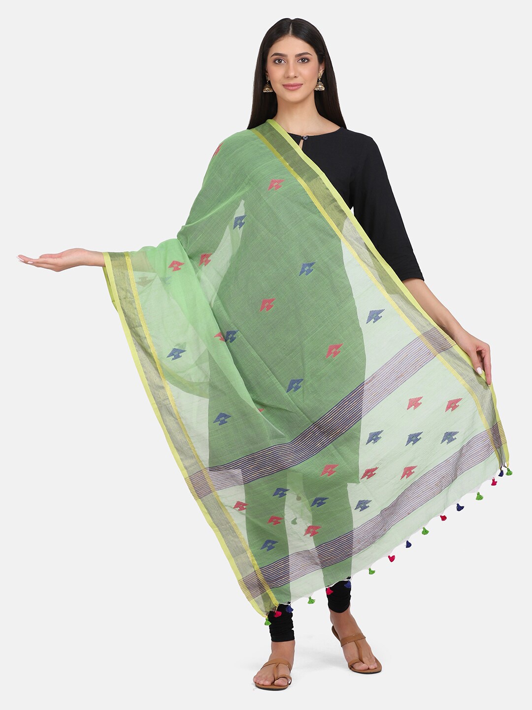 

THE WEAVE TRAVELLER Women Green Woven Design