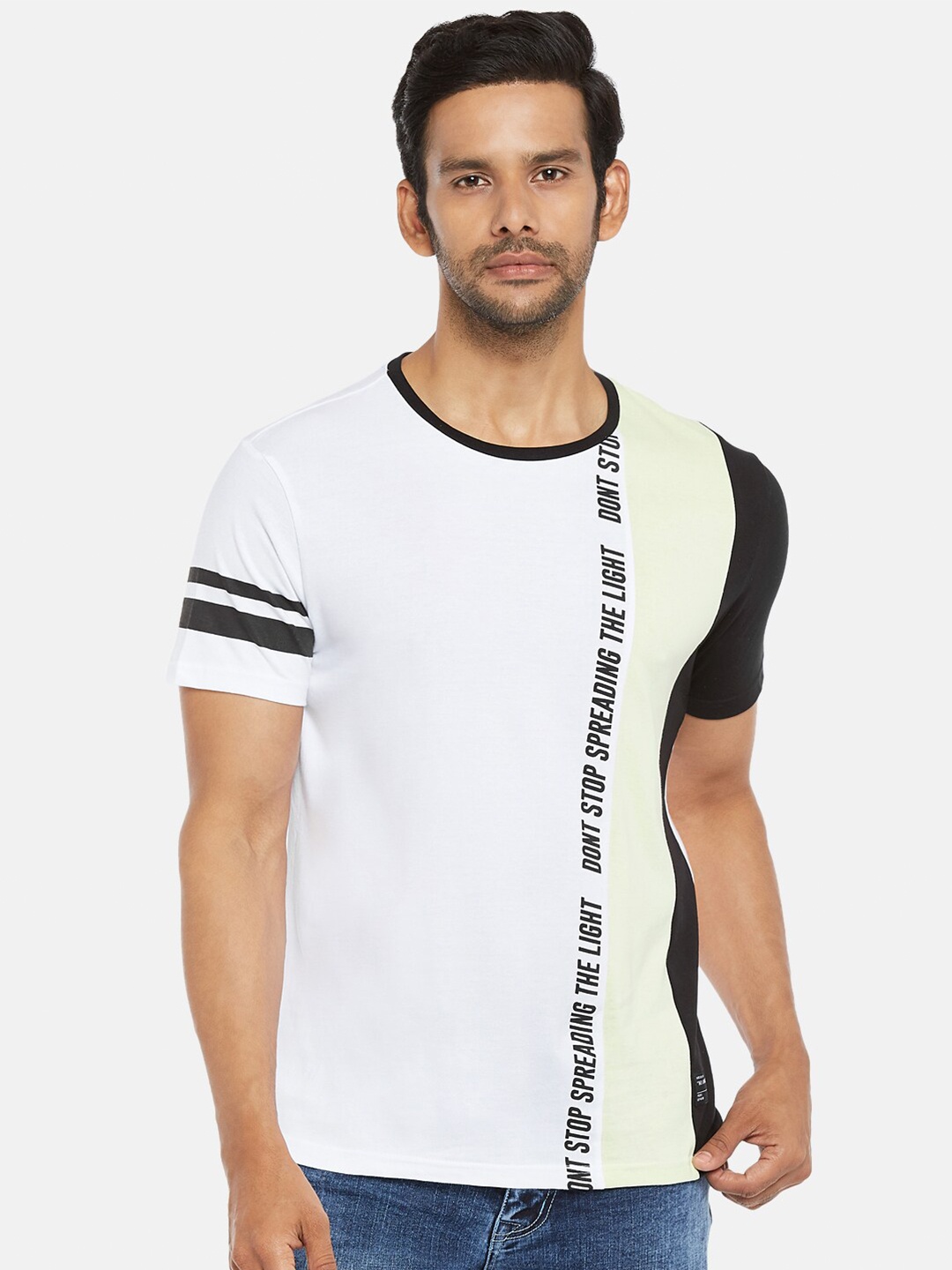 

People Men Off White & Black Typography Printed Cotton T-shirt