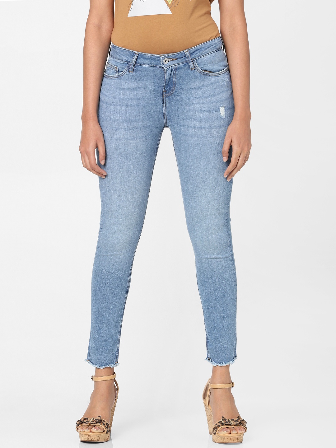 

Vero Moda Women Blue Skinny Fit Low Distress Light Fade Stretchable Jeans