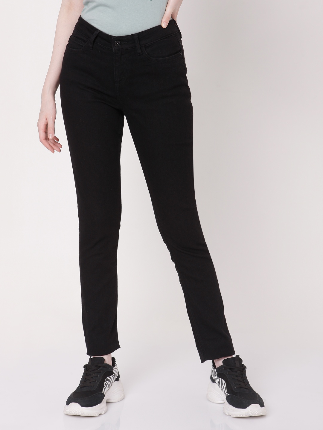 

Vero Moda Women Black Skinny Fit Stretchable Jeans