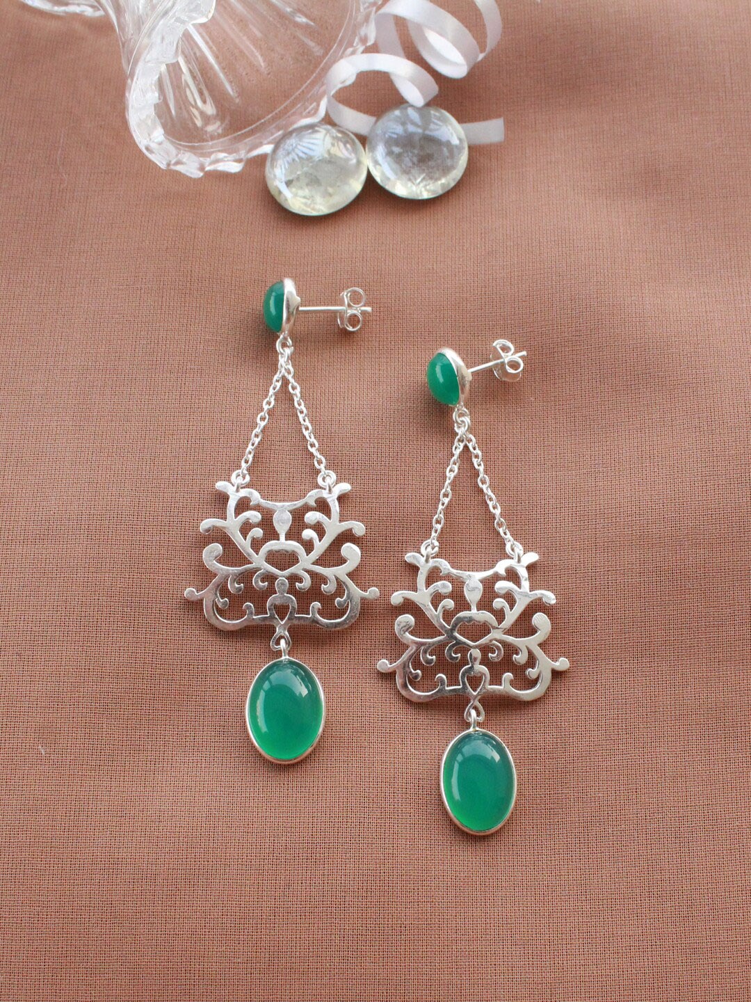 

ERILINE JEWELRY Silver-Toned Silver-Plated Green Contemporary Drop Earrings