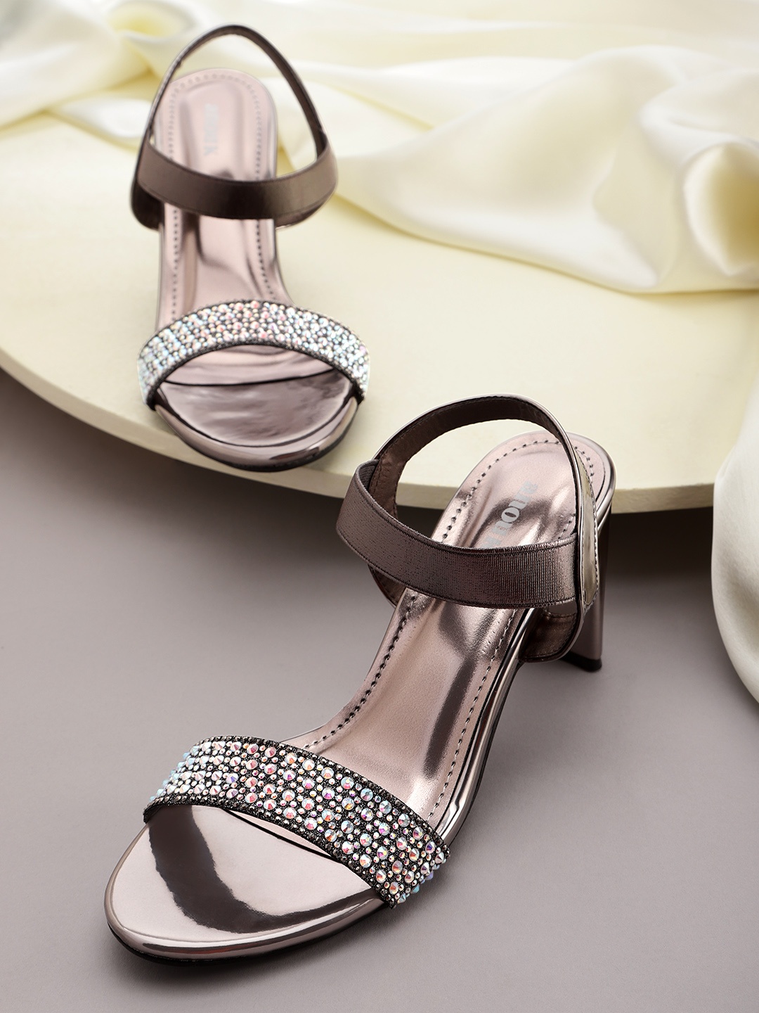 

Anouk Women Gunmetal-Toned Embellished Handcrafted Block Heels, Metallic