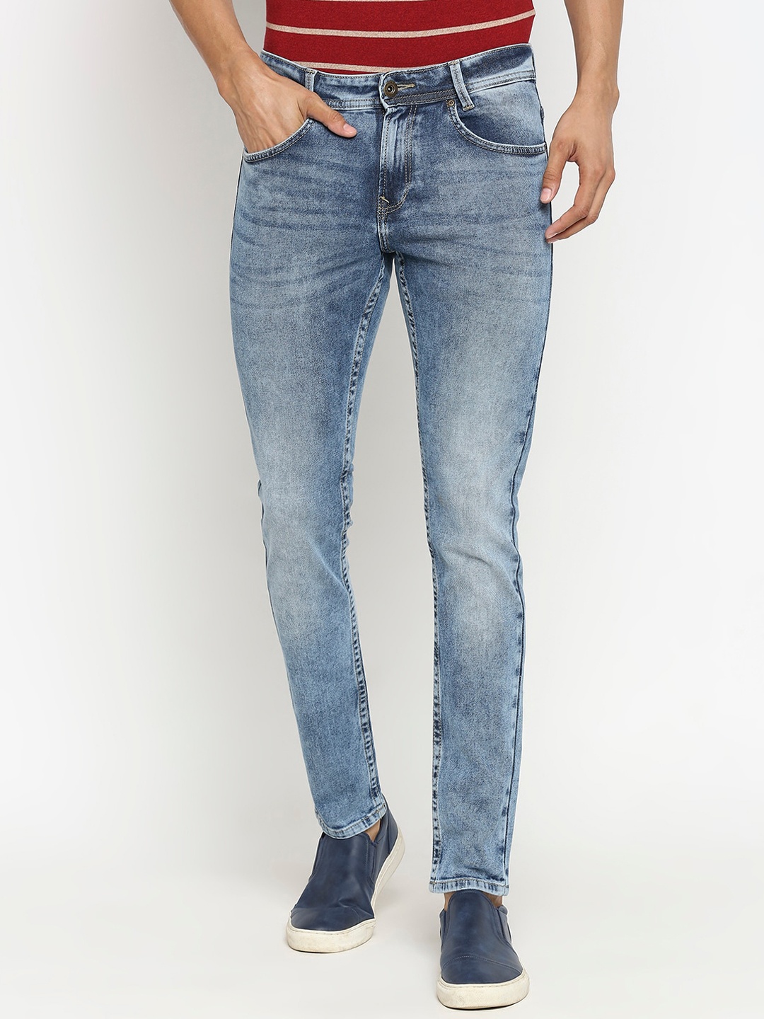 

Mufti Men Blue Skinny Fit Heavy Fade Stretchable Jeans