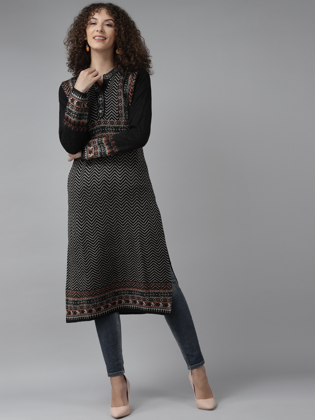 

Cayman Women Charcoal Grey & Cream-Coloured Chevron Pure Wool Straight Winter Kurta