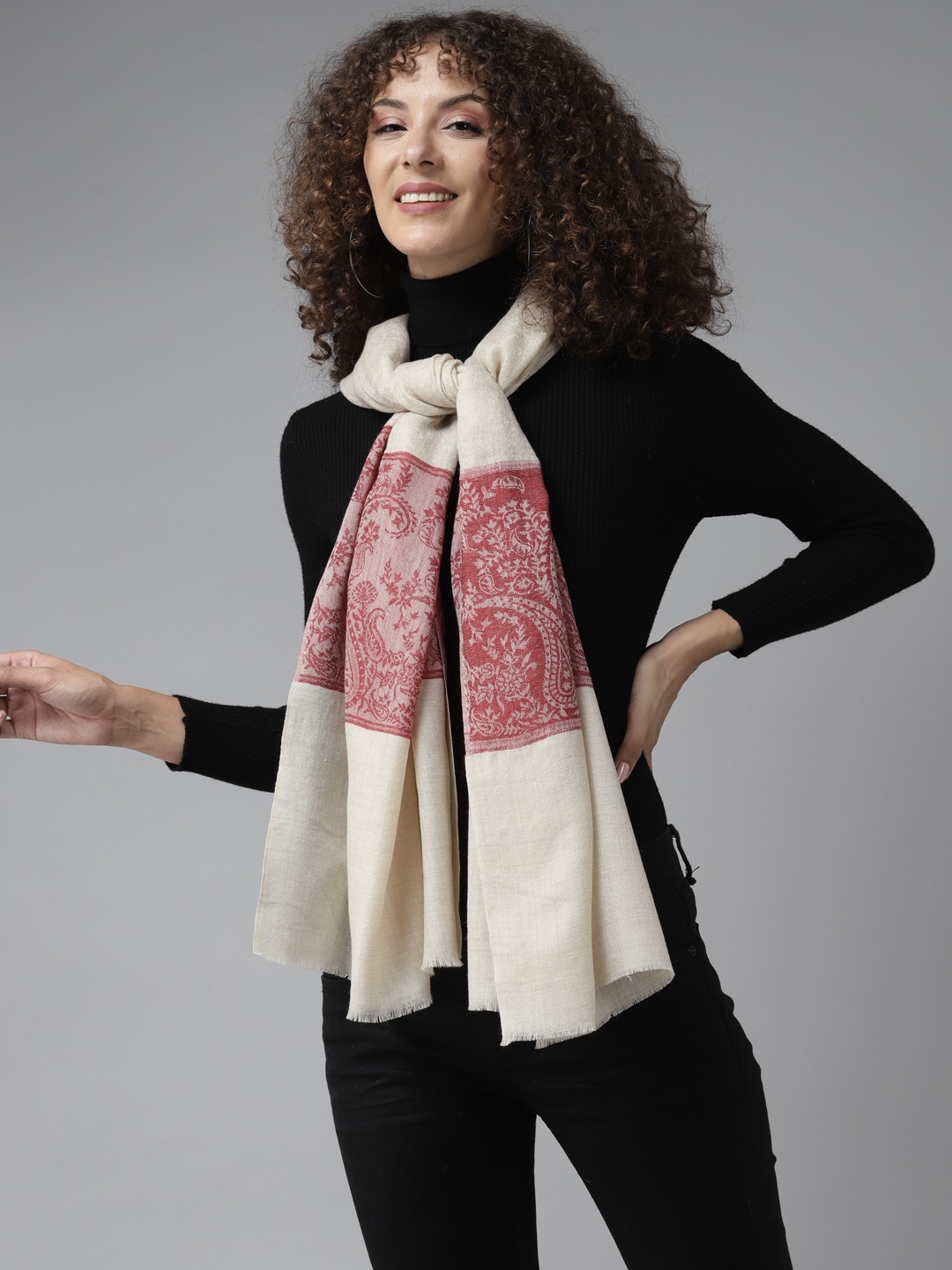 

Cayman Women Beige Solid Stole