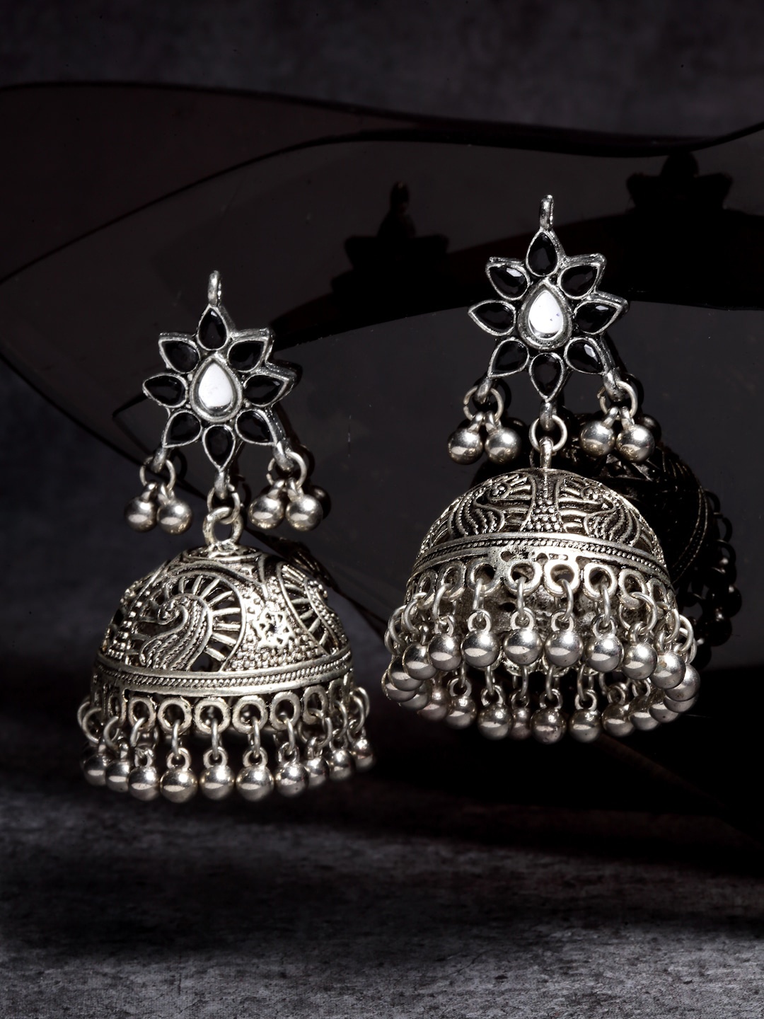 

KARATCART Silver-Toned Contemporary Jhumkas Earrings