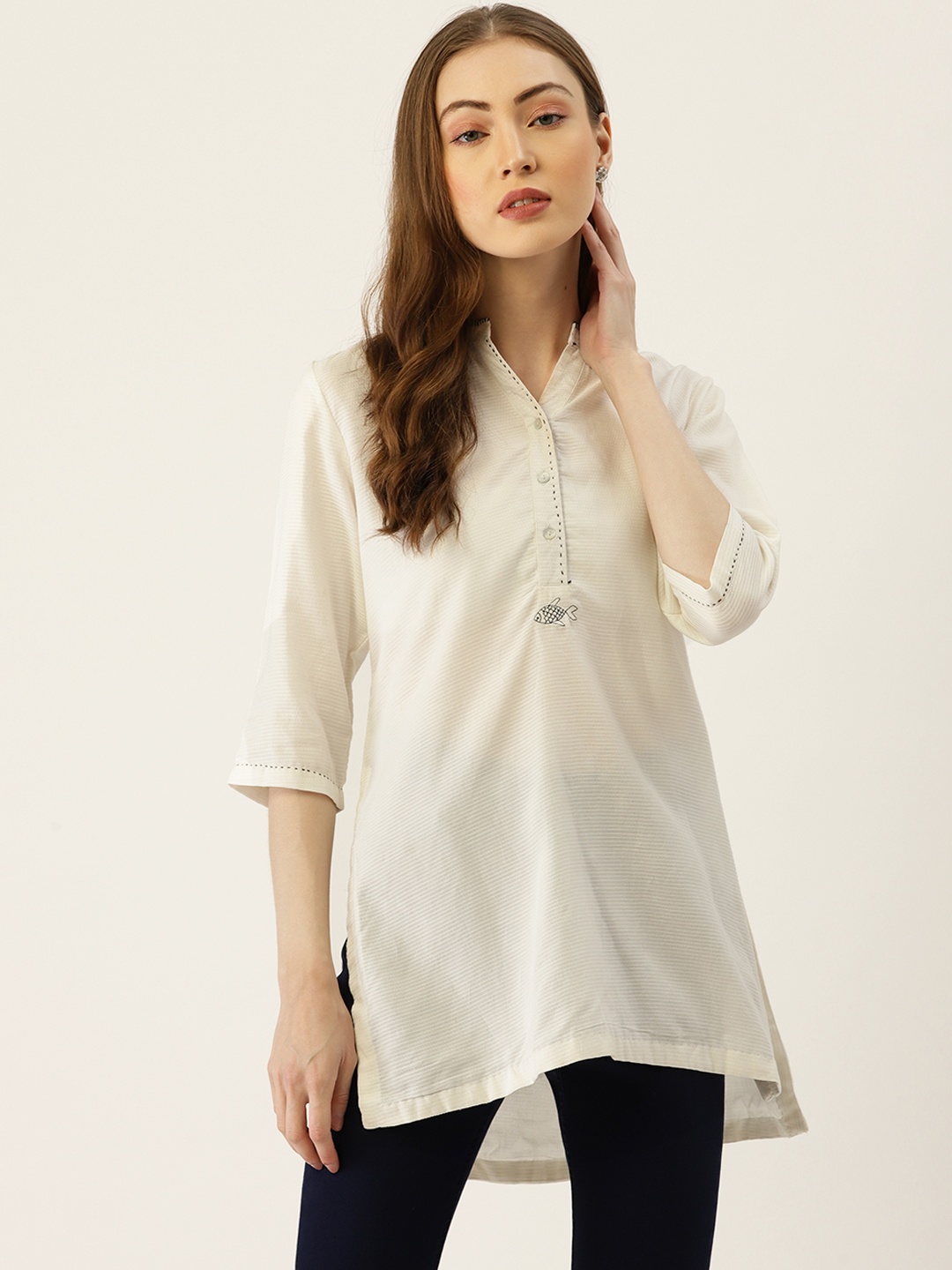 

Ancestry Women Off White Kurta