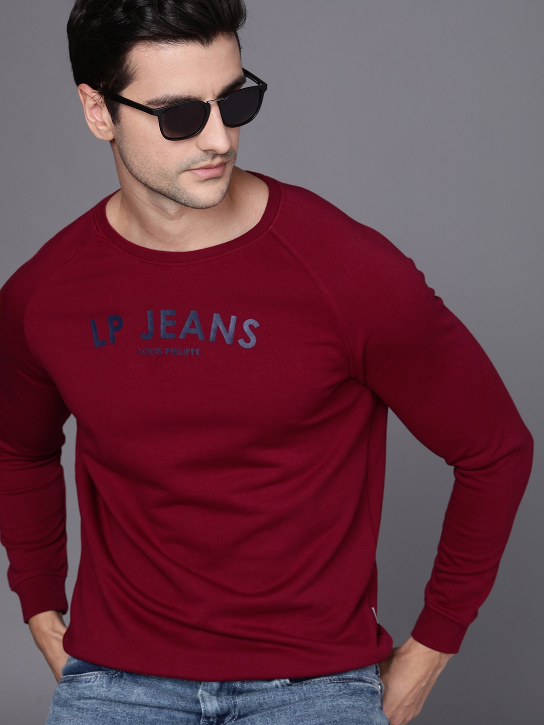 

Louis Philippe Jeans Men Maroon Logo Printed Sweatshirt