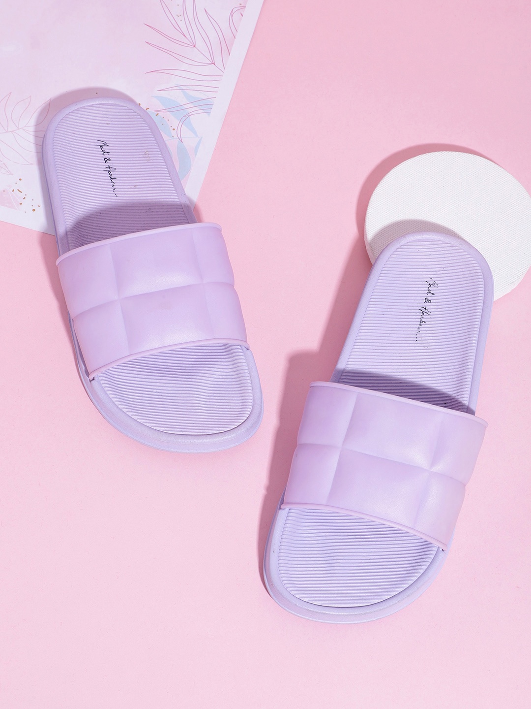 

Mast & Harbour Women Lavender Textured Sliders