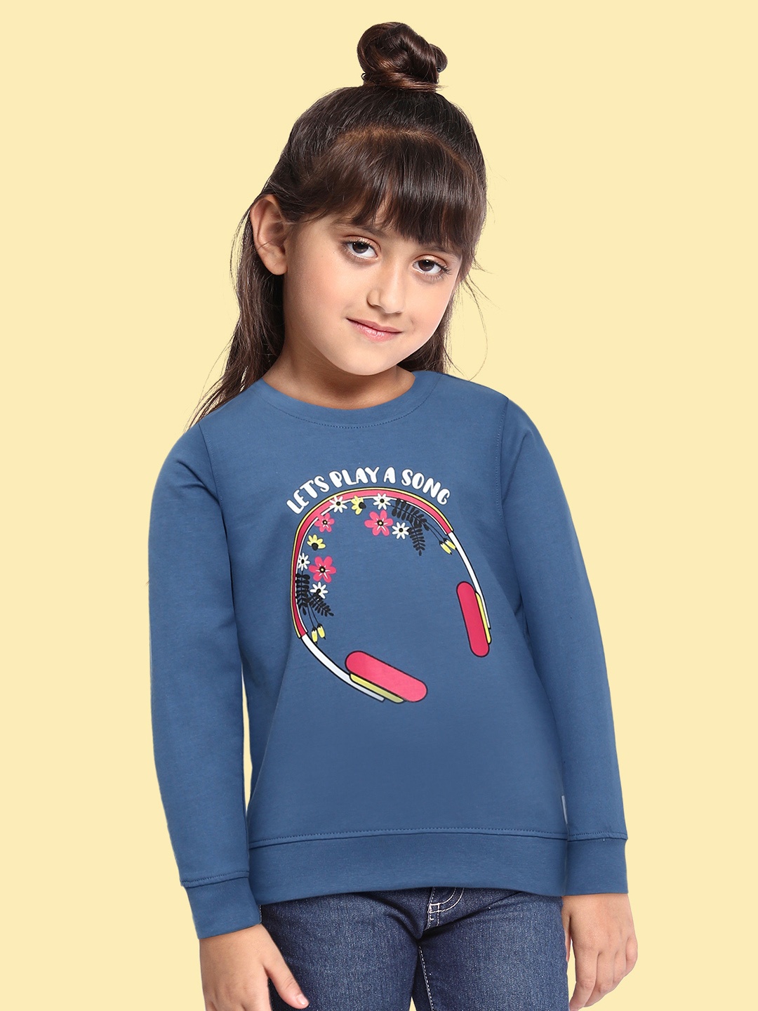 

Miss & Chief Girls Blue Printed Pure Cotton Sweatshirt