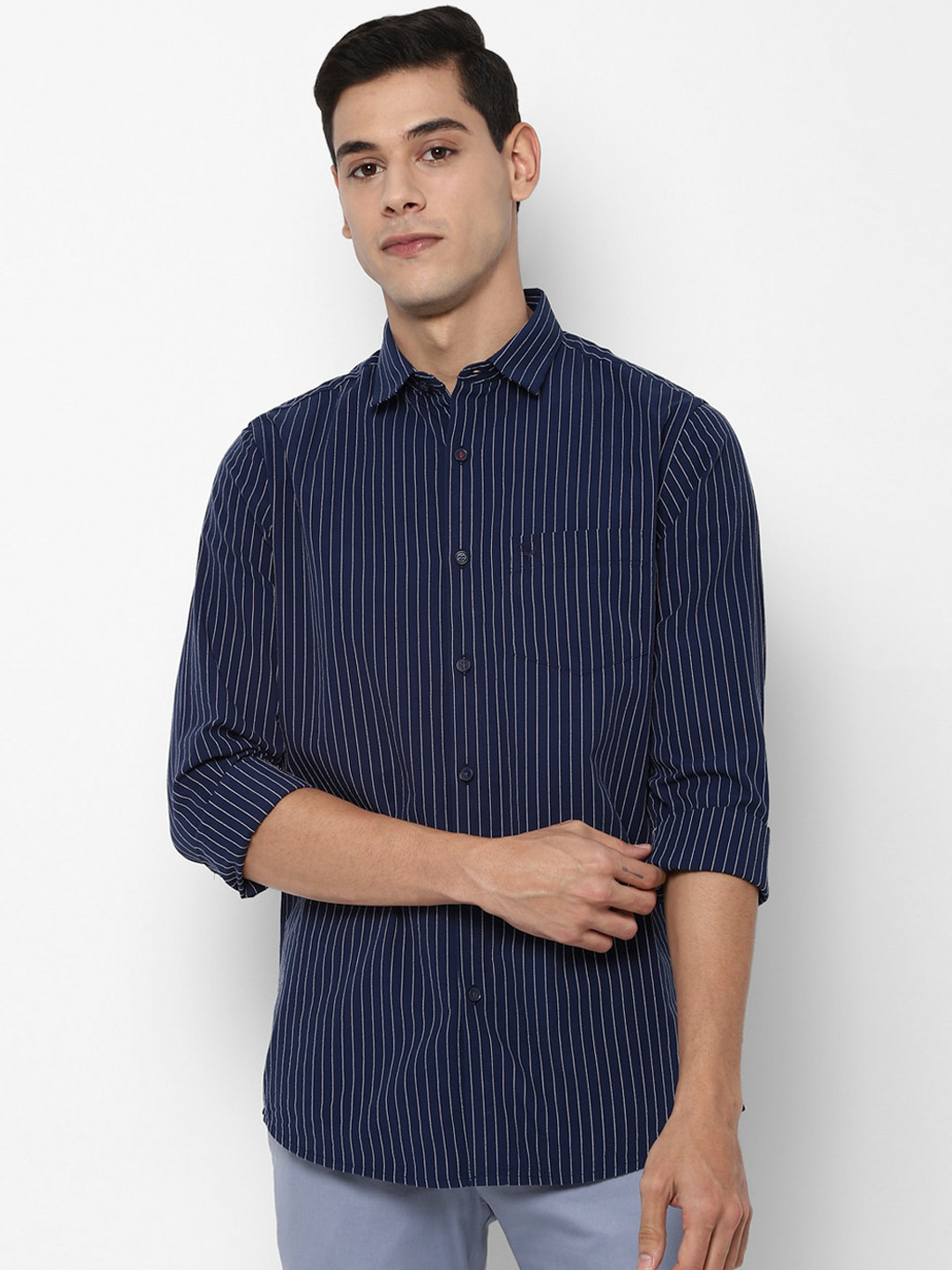

Allen Solly Men Navy Blue & White Slim Fit Opaque Striped Casual Shirt