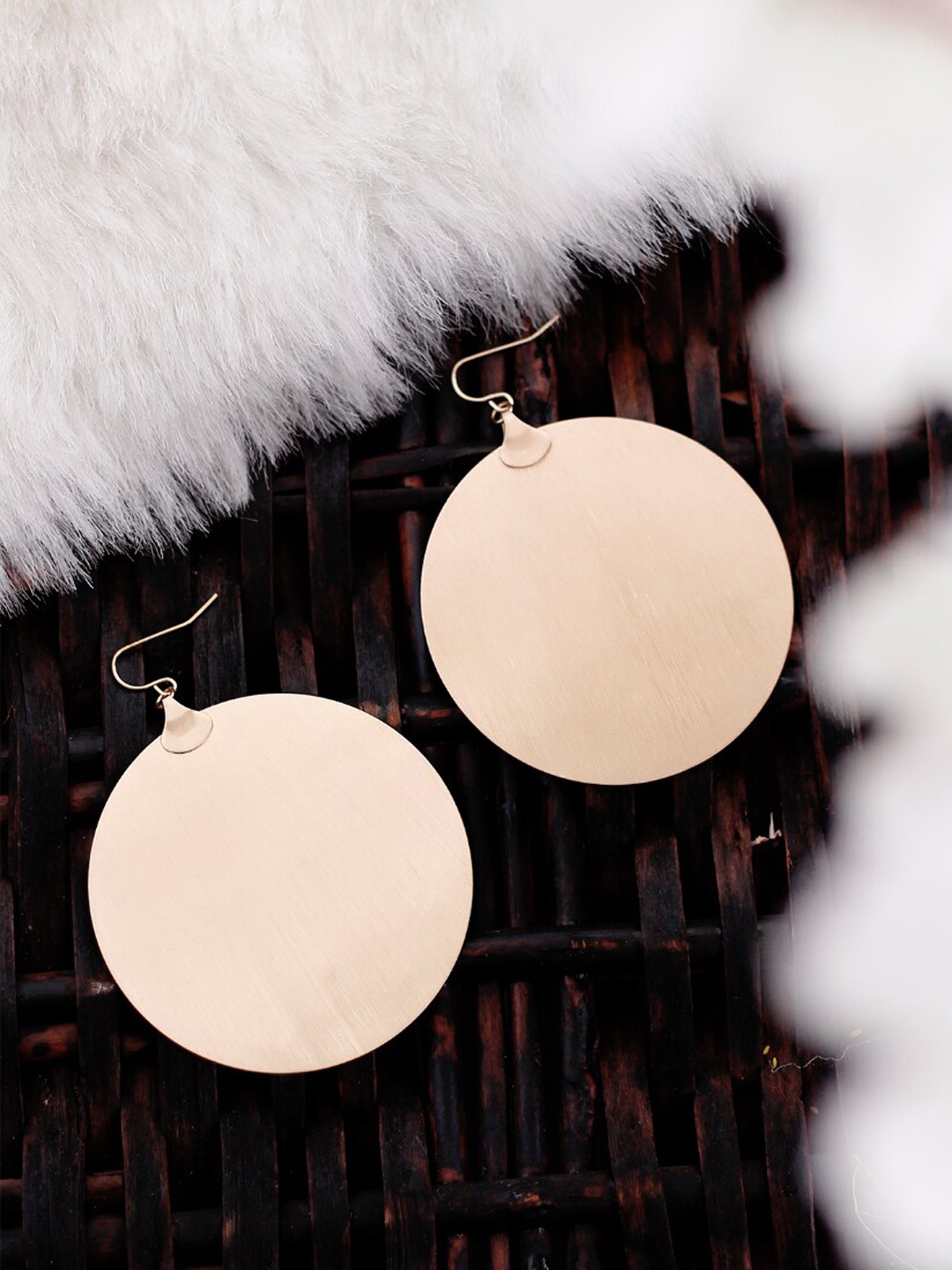 

Bellofox Gold-Toned & Gold-Plated Circular Shaped Drop Earrings