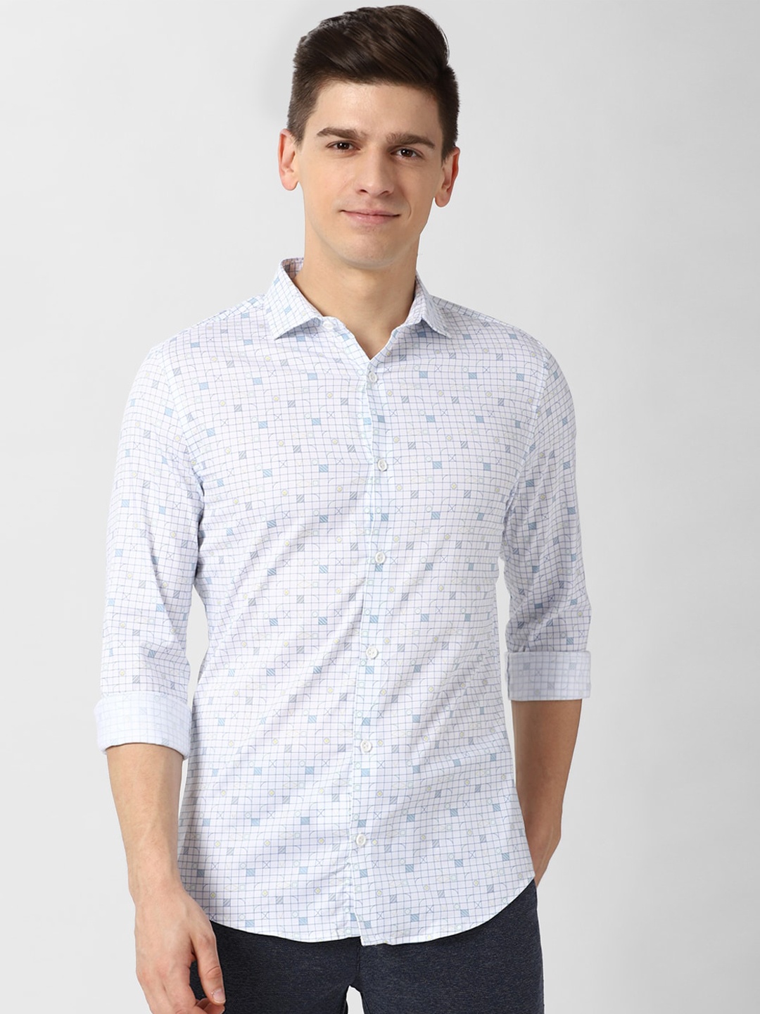 

Peter England Men Blue Printed Casual Shirt