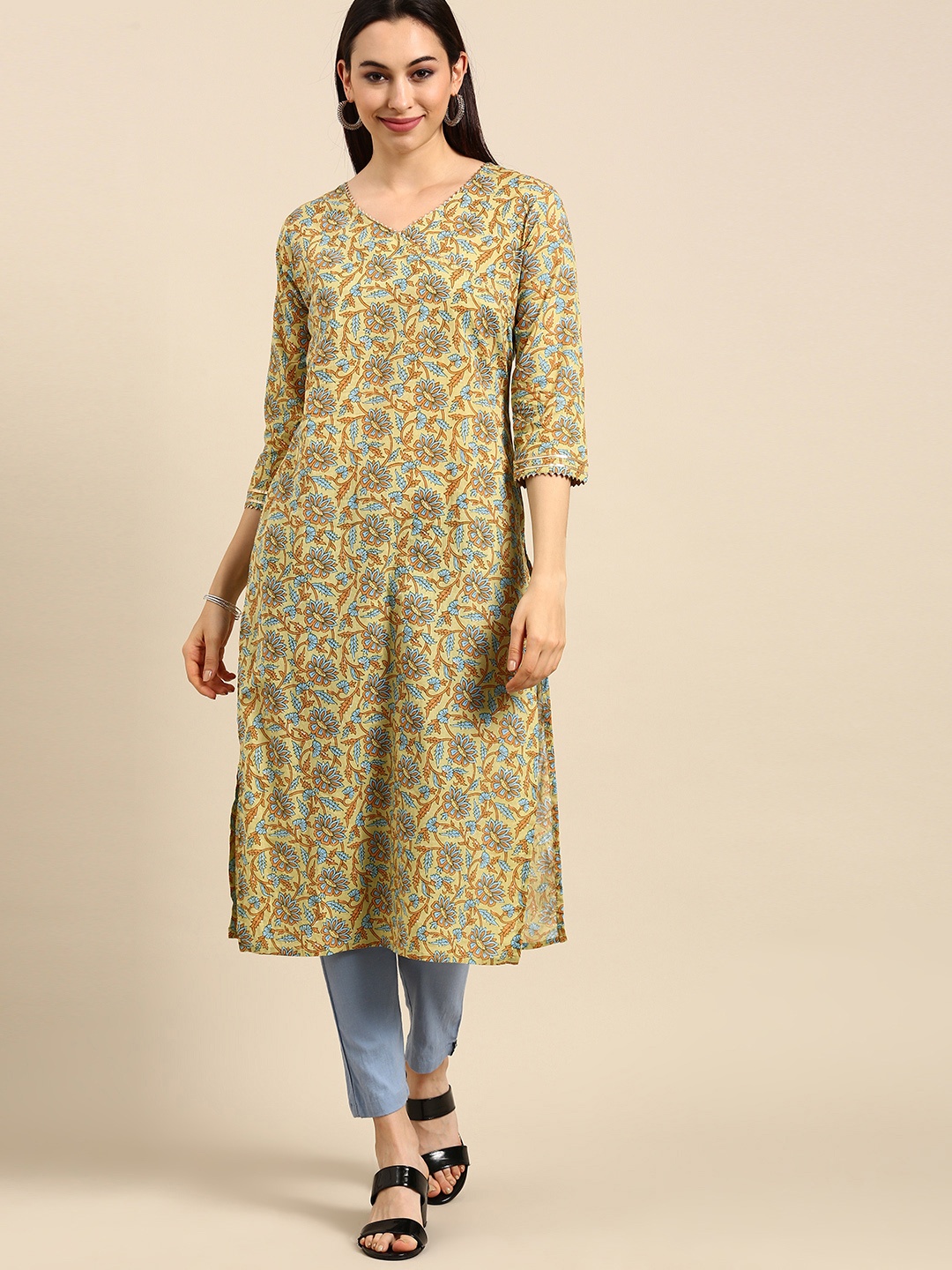 

Rajnandini Yellow & Blue Floral Printed Pure Cotton Angrakha Kurti