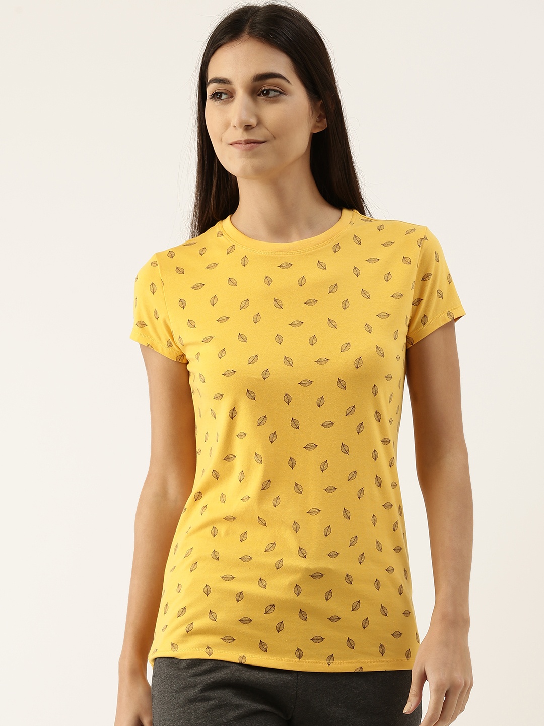 

Enamor Women Yellow Printed Slim Fit T-shirt